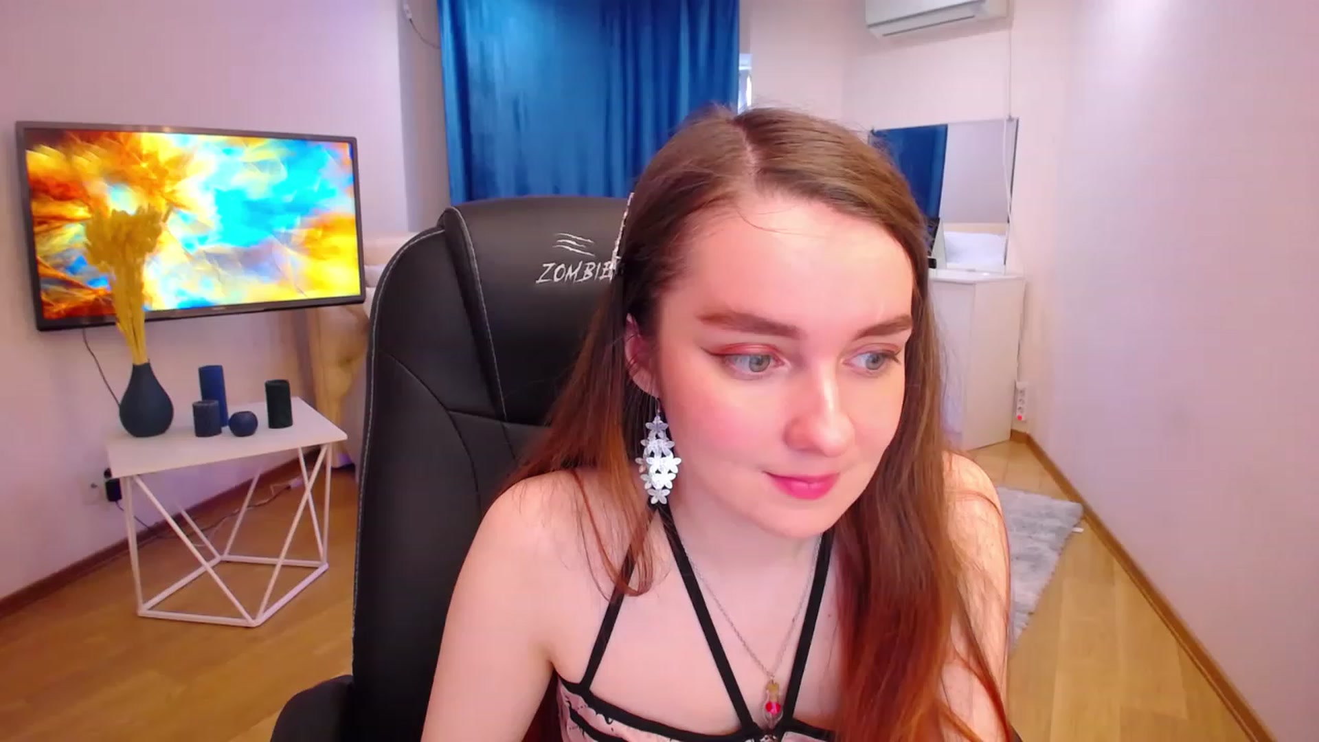 Gallery image thumbnail from Milim_Nava's myfreecams stream on, 05/08/2023, 04:05 image 4 of 20