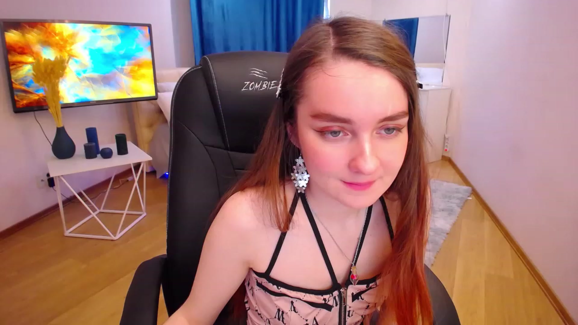 Gallery image thumbnail from Milim_Nava's myfreecams stream on, 05/08/2023, 04:05 image 12 of 20