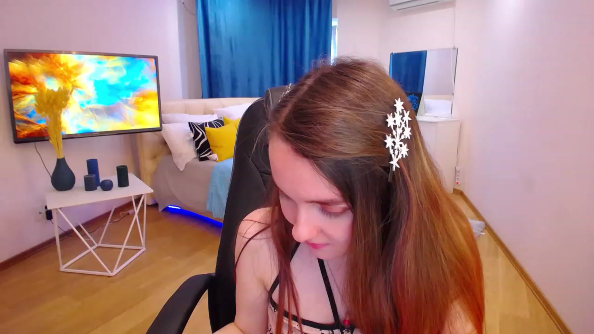 Gallery image thumbnail from Milim_Nava's myfreecams stream on, 05/08/2023, 07:46 image 2 of 20