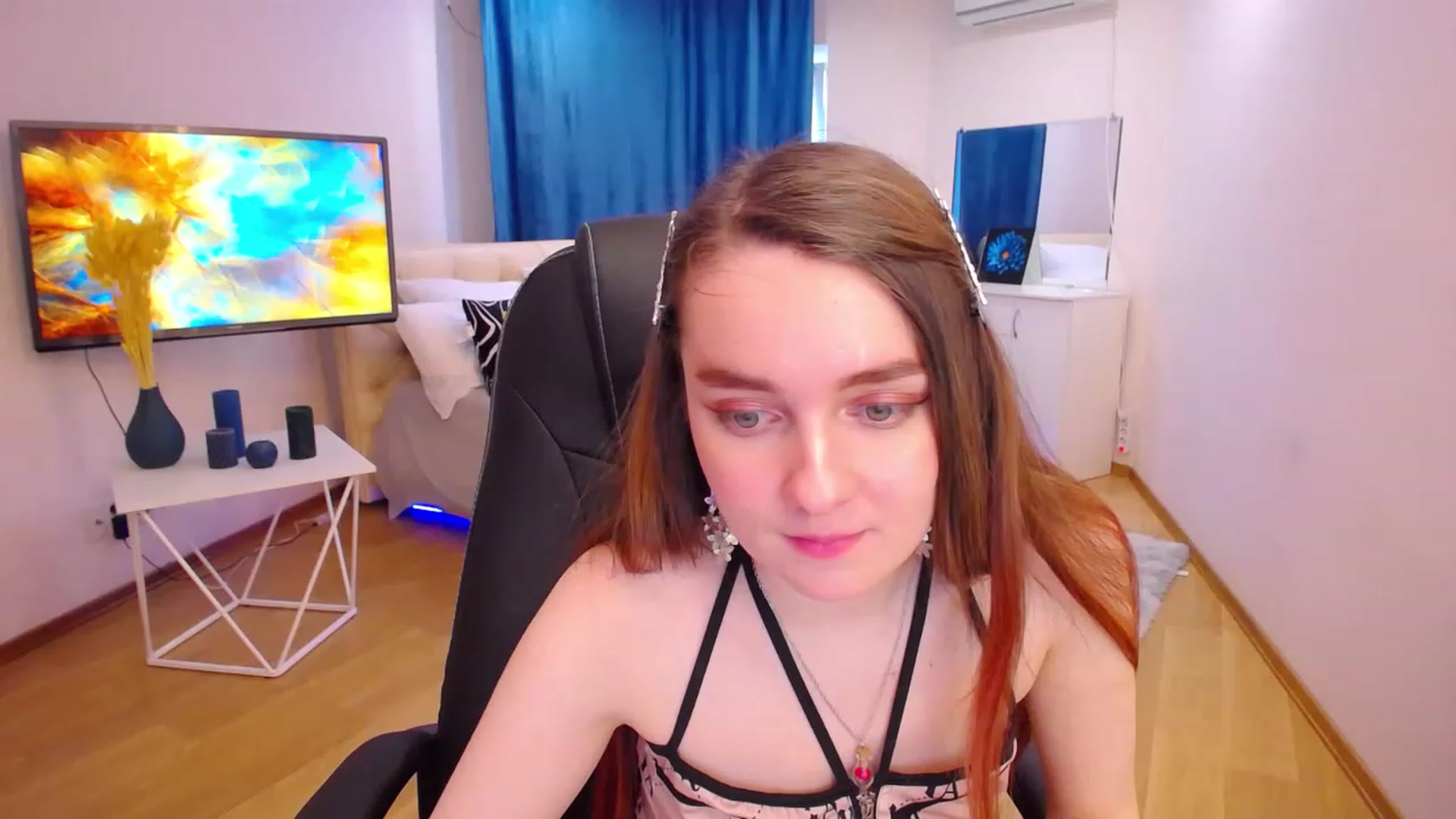Gallery image thumbnail from Milim_Nava's myfreecams stream on, 05/08/2023, 07:46 image 14 of 20