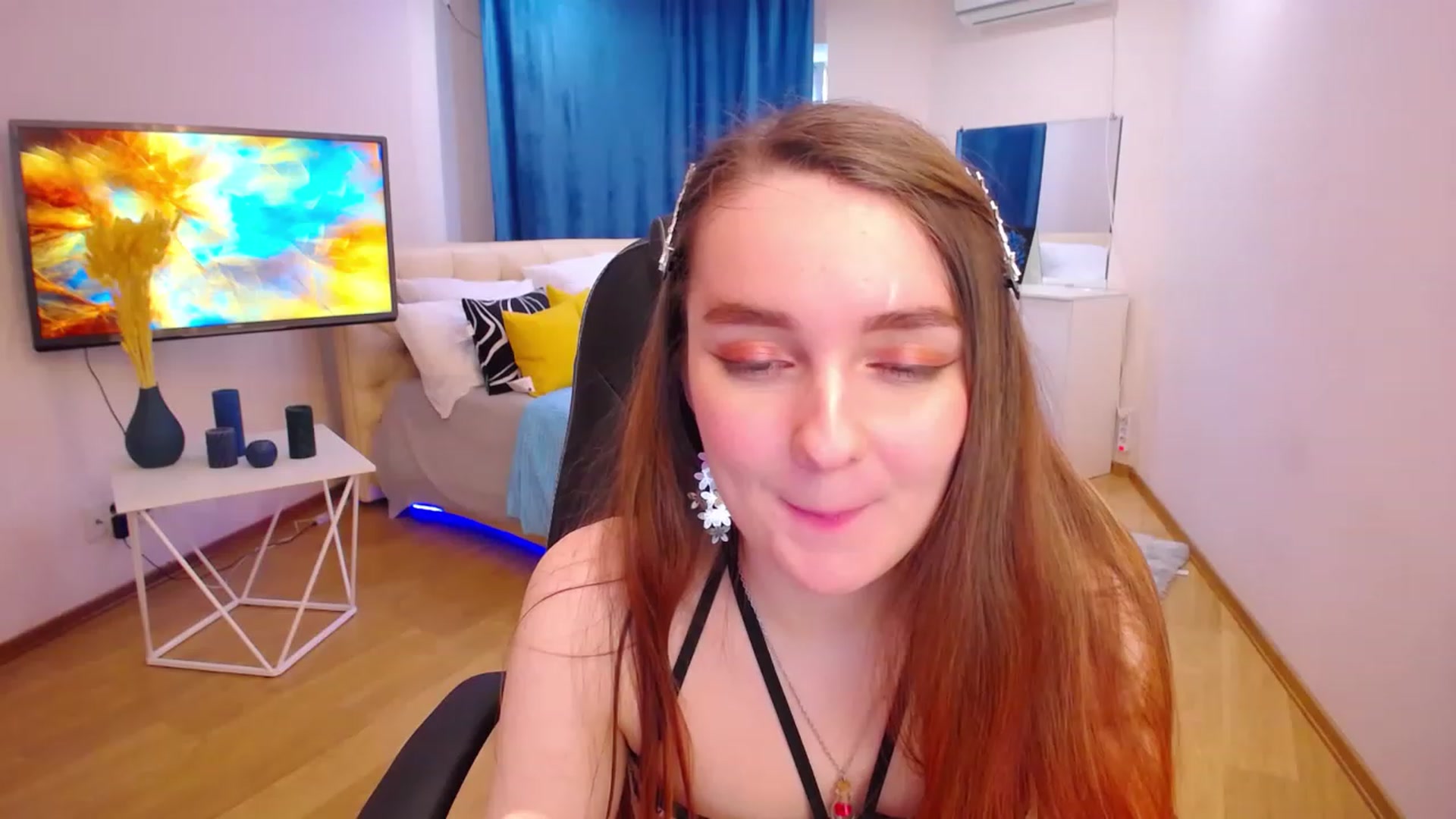 Gallery image thumbnail from Milim_Nava's myfreecams stream on, 05/08/2023, 07:46 image 3 of 20