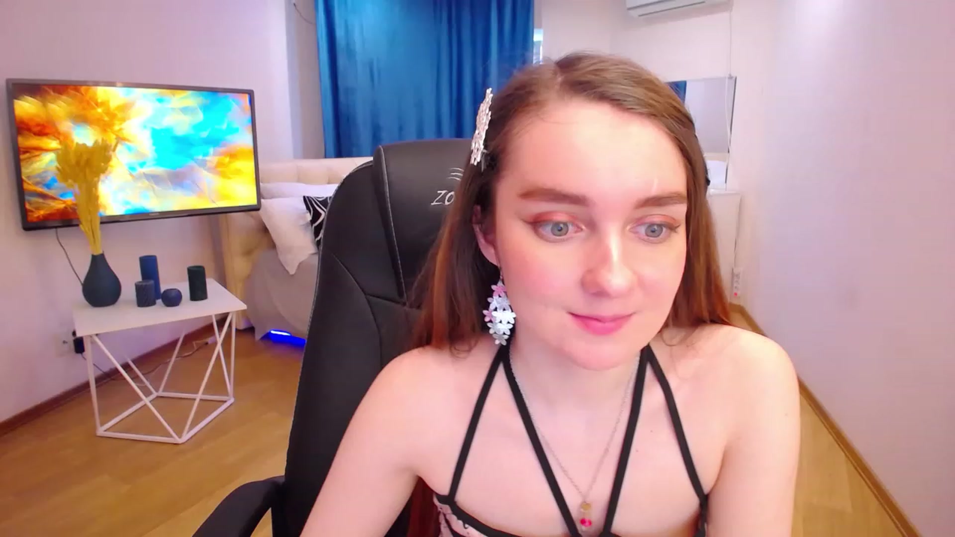 Gallery image thumbnail from Milim_Nava's myfreecams stream on, 05/08/2023, 07:46 image 16 of 20