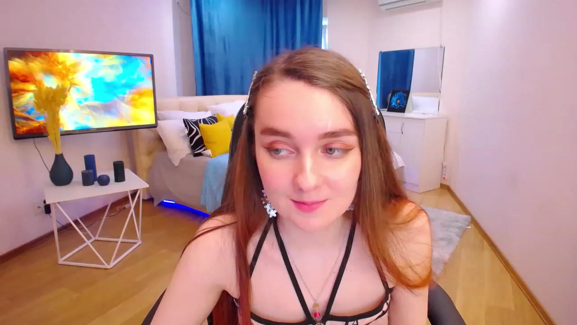 Gallery image thumbnail from Milim_Nava's myfreecams stream on, 05/08/2023, 07:46 image 1 of 20