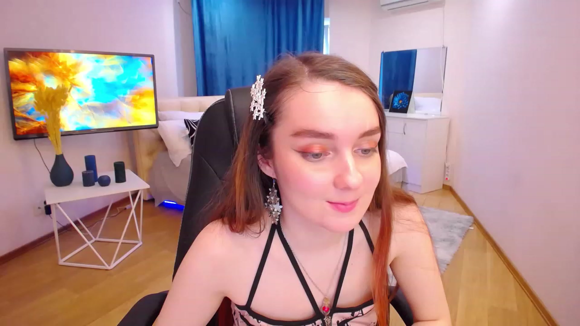 Gallery image thumbnail from Milim_Nava's myfreecams stream on, 05/08/2023, 07:46 image 17 of 20