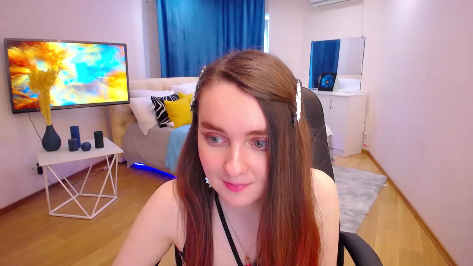 Gallery image thumbnail from Milim_Nava's myfreecams stream on, 05/08/2023, 09:50 image 2 of 20