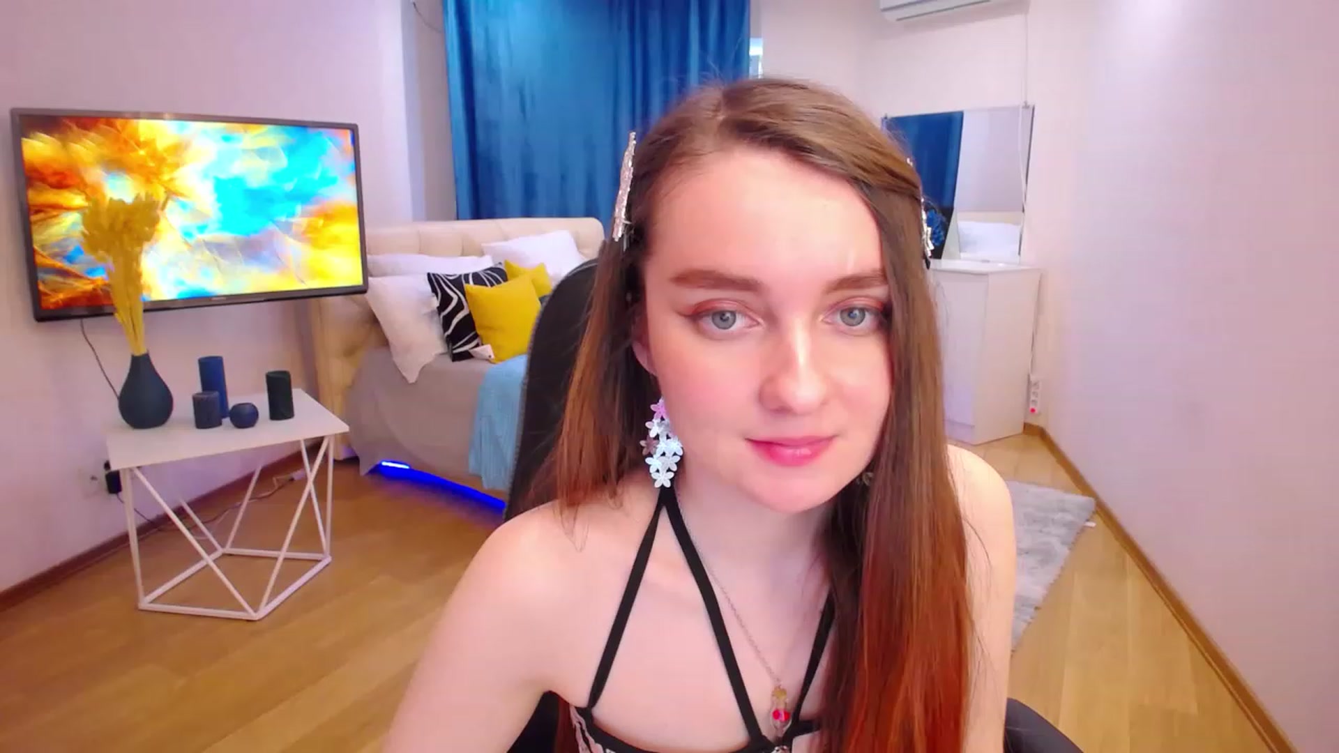 Gallery image thumbnail from Milim_Nava's myfreecams stream on, 05/08/2023, 09:50 image 5 of 20