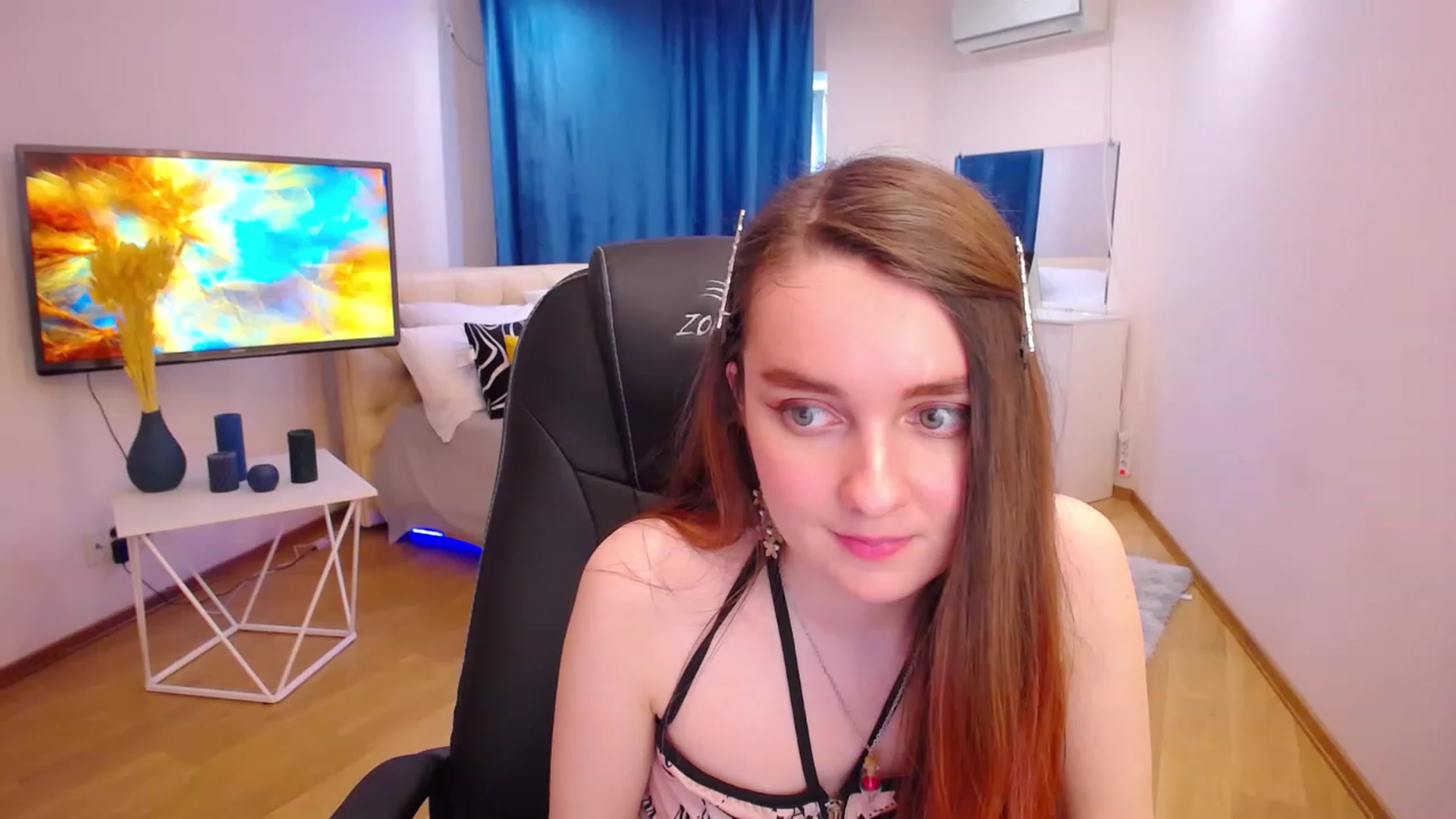 Gallery image thumbnail from Milim_Nava's myfreecams stream on, 05/08/2023, 09:50 image 12 of 20