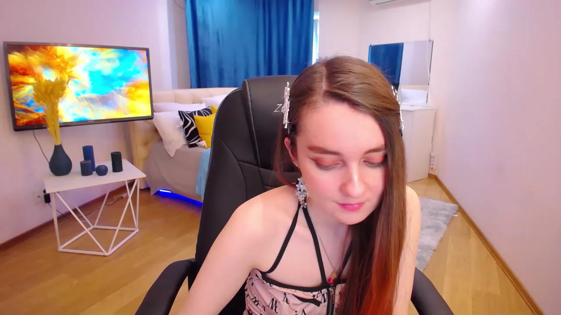 Gallery image thumbnail from Milim_Nava's myfreecams stream on, 05/08/2023, 09:50 image 17 of 20