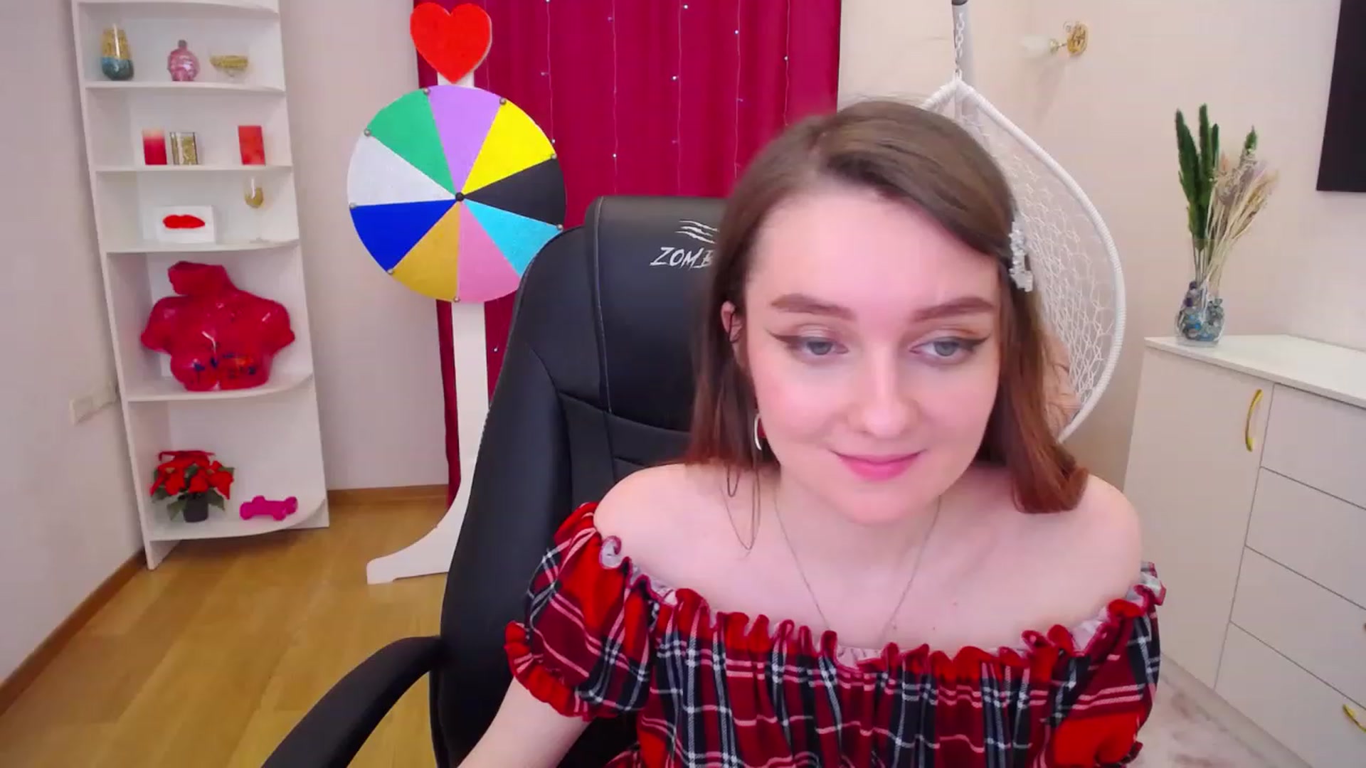 Gallery image thumbnail from Milim_Nava's myfreecams stream on, 05/14/2023, 09:06 image 2 of 20