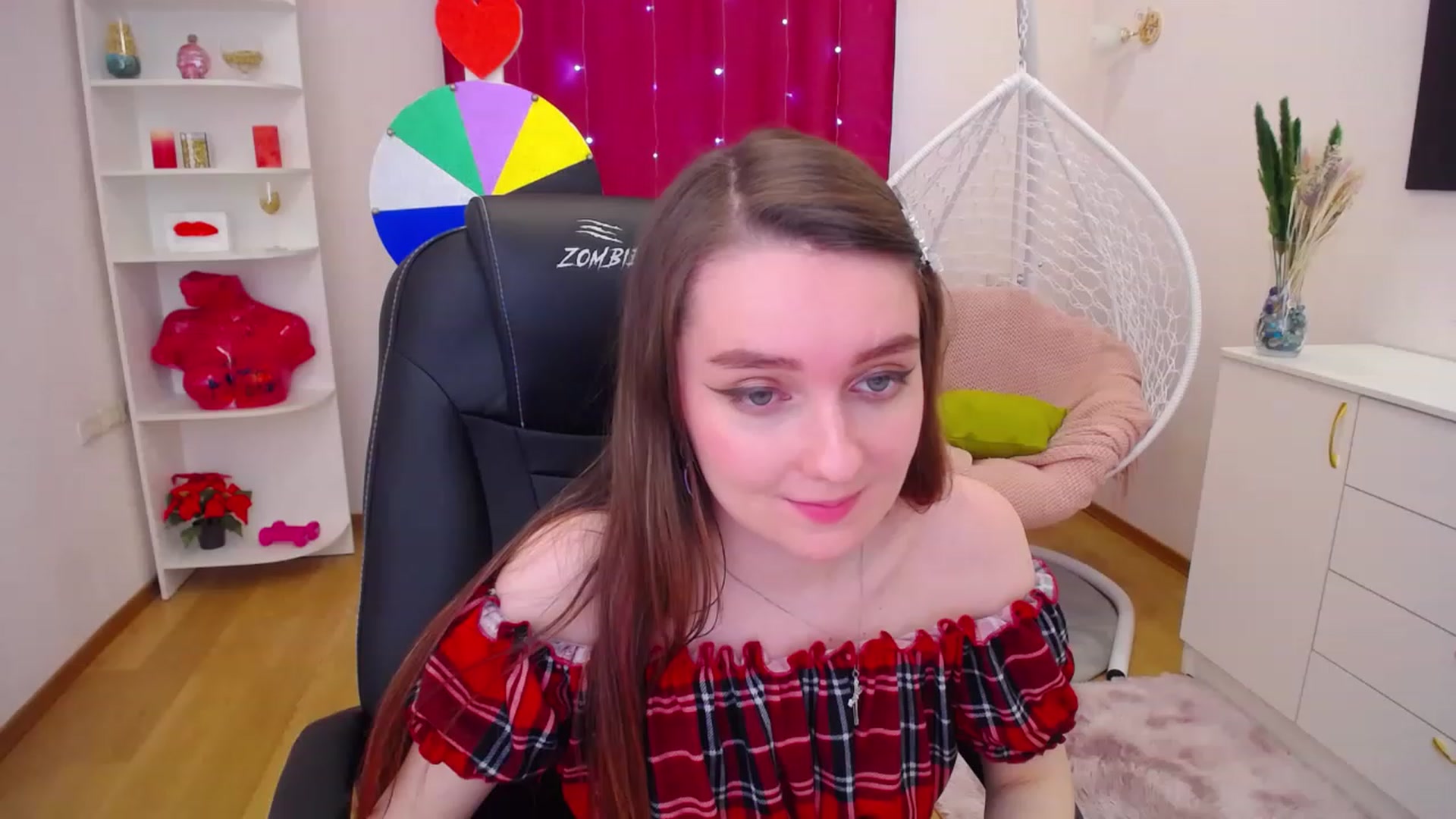 Gallery image thumbnail from Milim_Nava's myfreecams stream on, 05/14/2023, 09:06 image 10 of 20