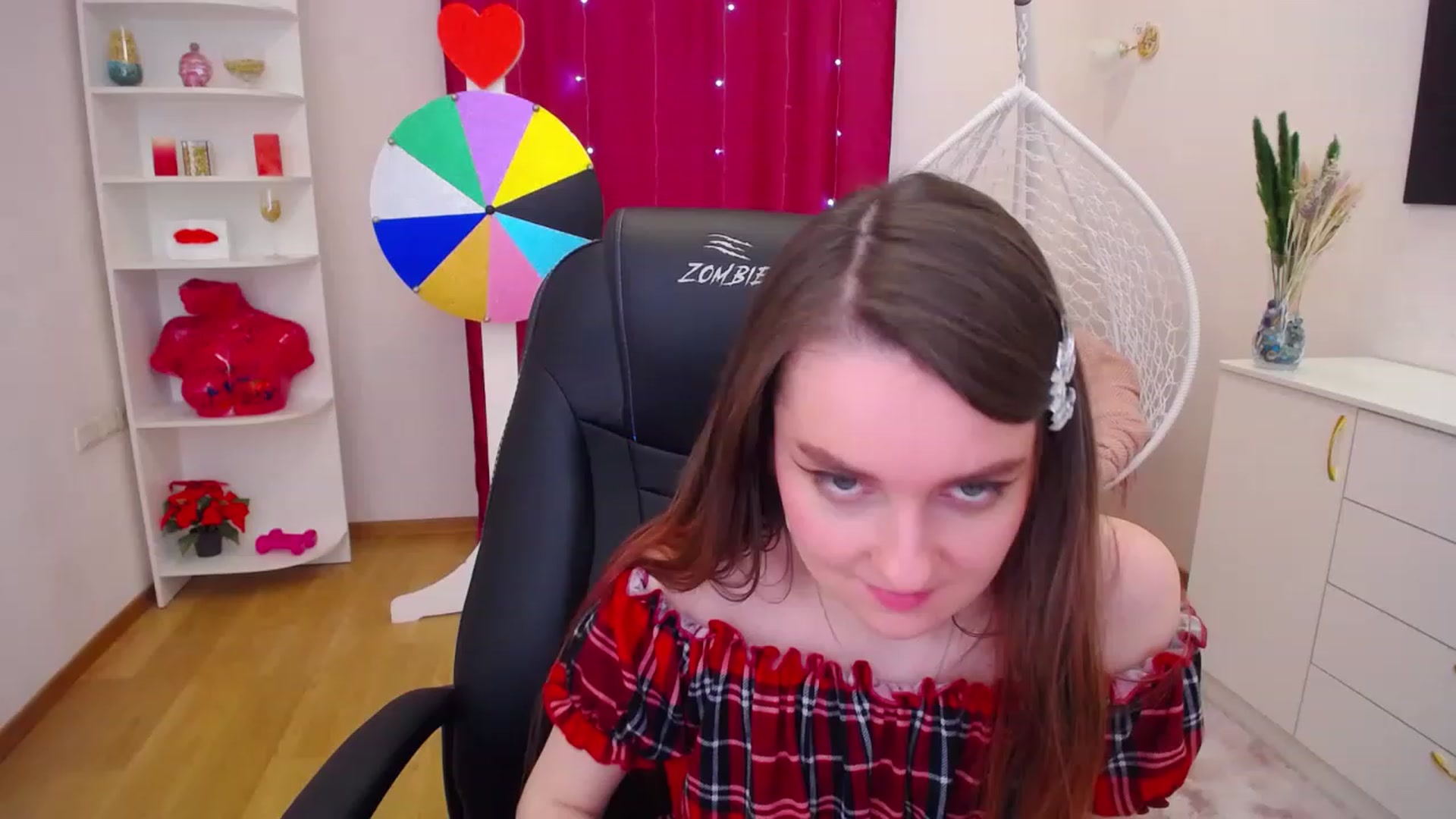 Gallery image thumbnail from Milim_Nava's myfreecams stream on, 05/14/2023, 09:06 image 6 of 20