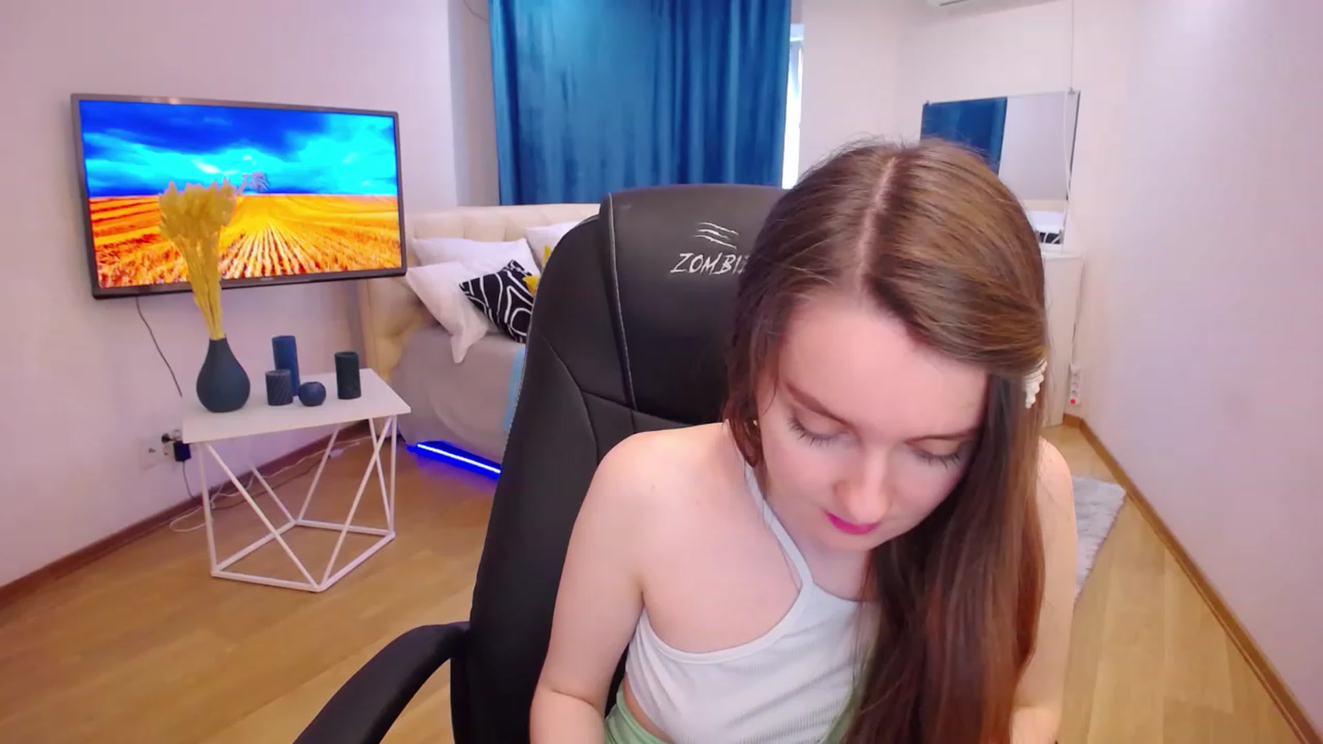Gallery image thumbnail from Milim_Nava's myfreecams stream on, 05/16/2023, 07:46 image 16 of 20