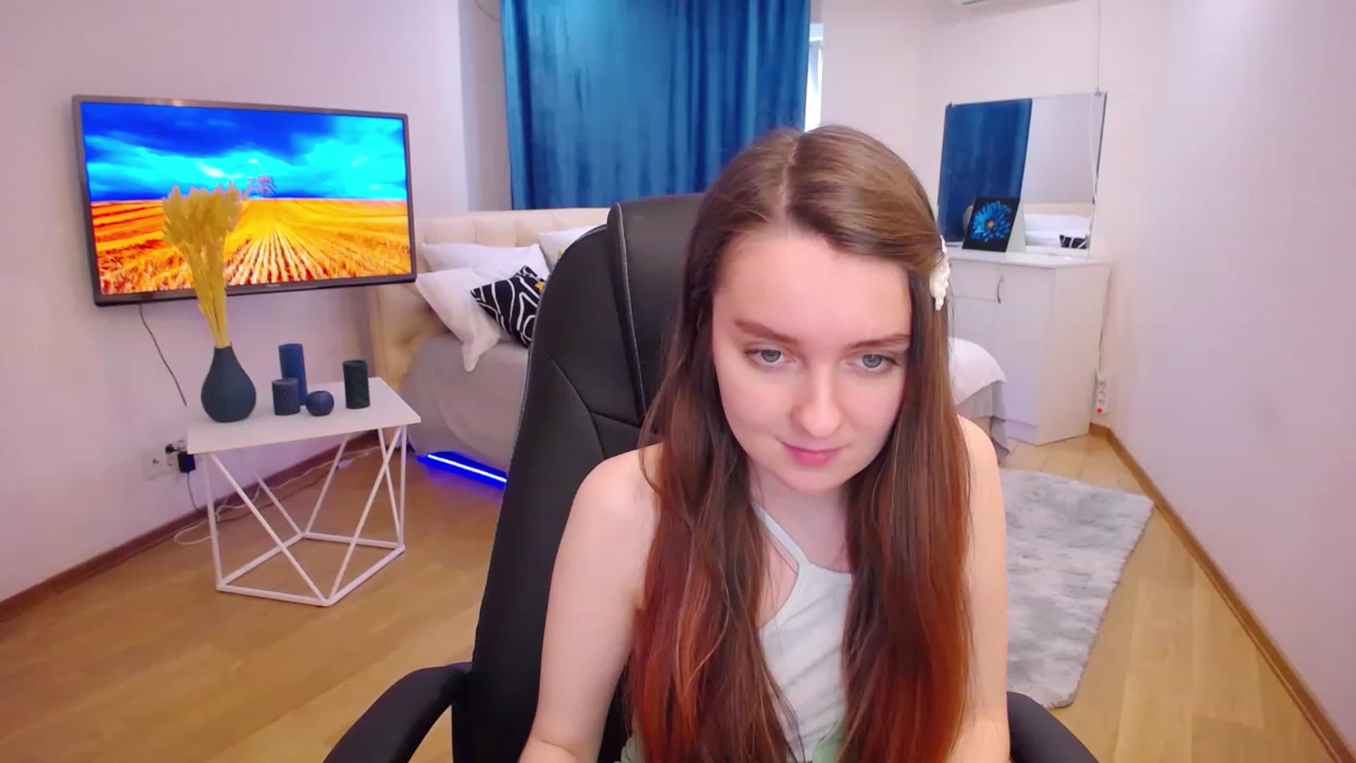 Gallery image thumbnail from Milim_Nava's myfreecams stream on, 05/16/2023, 07:46 image 5 of 20