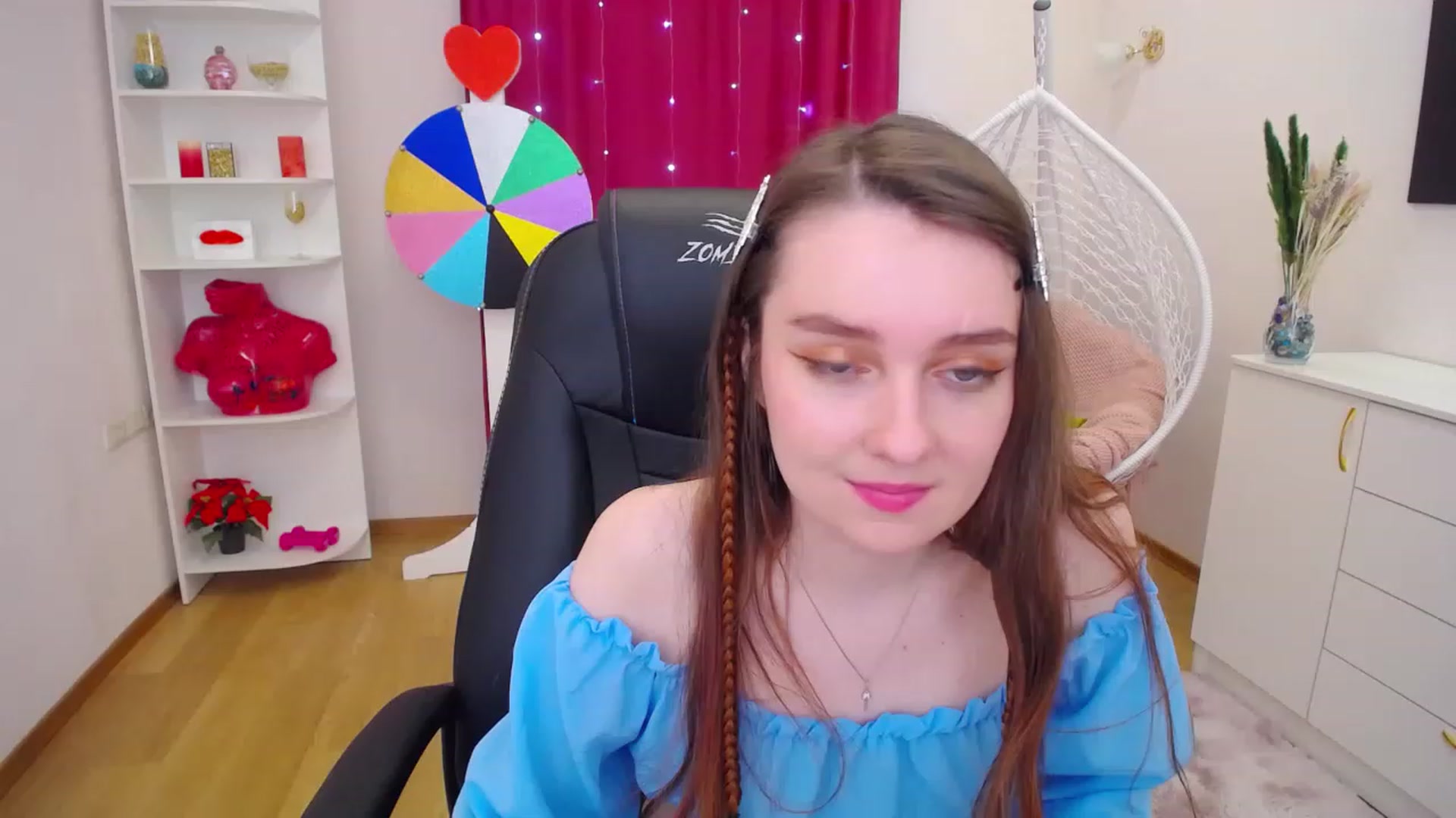 Gallery image thumbnail from Milim_Nava's myfreecams stream on, 05/17/2023, 09:48 image 19 of 20