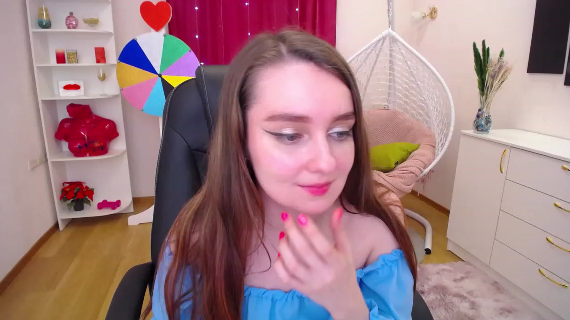 Gallery image thumbnail from Milim_Nava's myfreecams stream on, 05/21/2023, 13:32 image 16 of 20