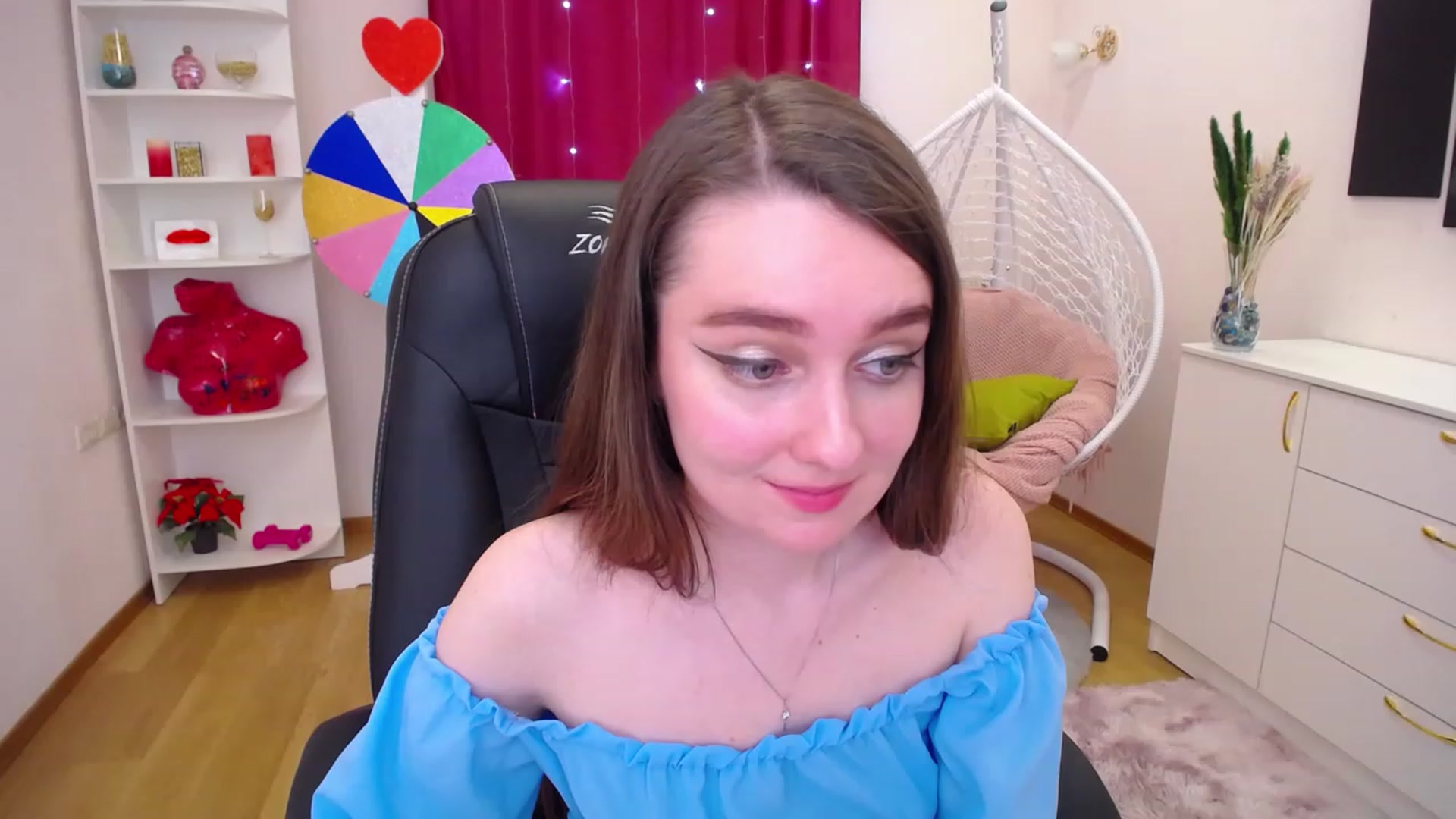 Gallery image thumbnail from Milim_Nava's myfreecams stream on, 05/21/2023, 16:47 image 2 of 20