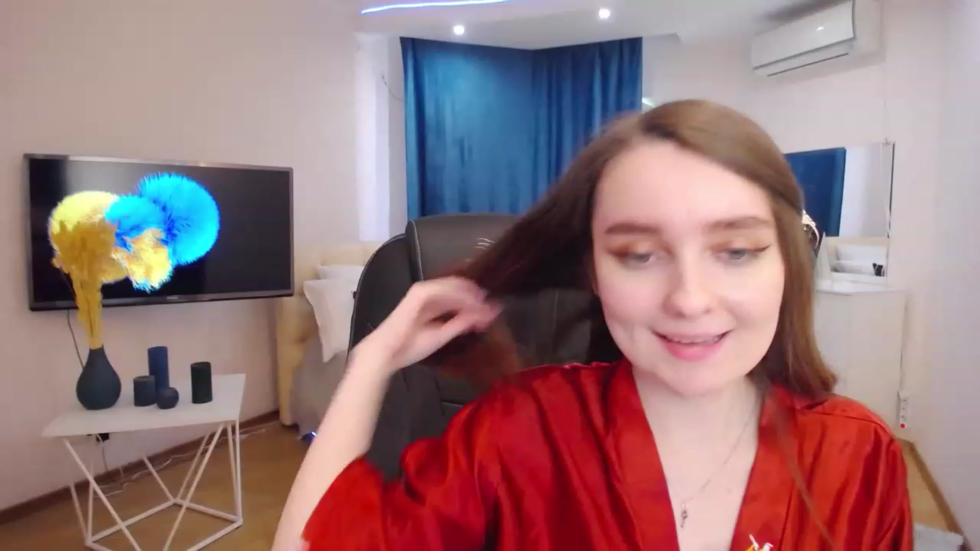 Gallery image thumbnail from Milim_Nava's myfreecams stream on, 05/22/2023, 09:38 image 10 of 20