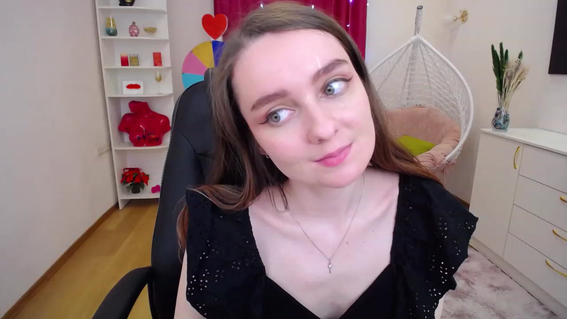 Gallery image thumbnail from Milim_Nava's myfreecams stream on, 05/24/2023, 09:50 image 18 of 20