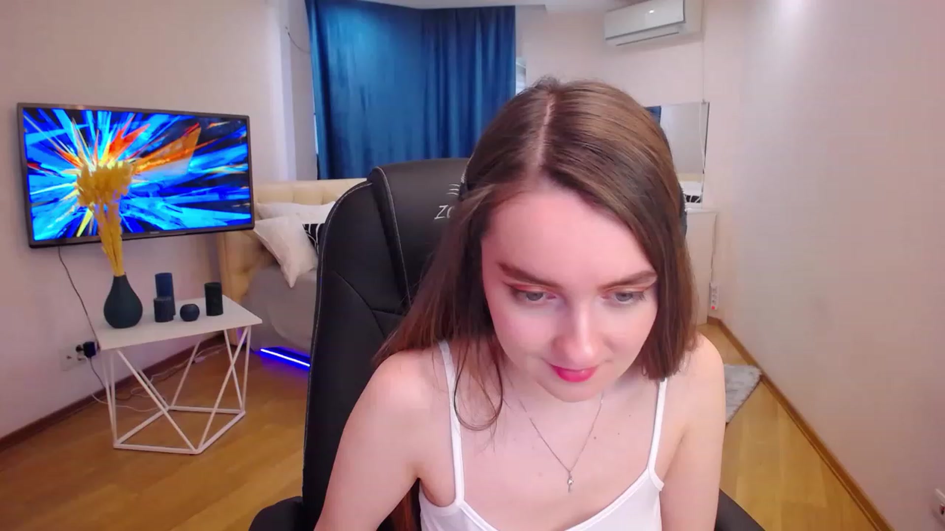 Gallery image thumbnail from Milim_Nava's myfreecams stream on, 05/27/2023, 10:45 image 1 of 20