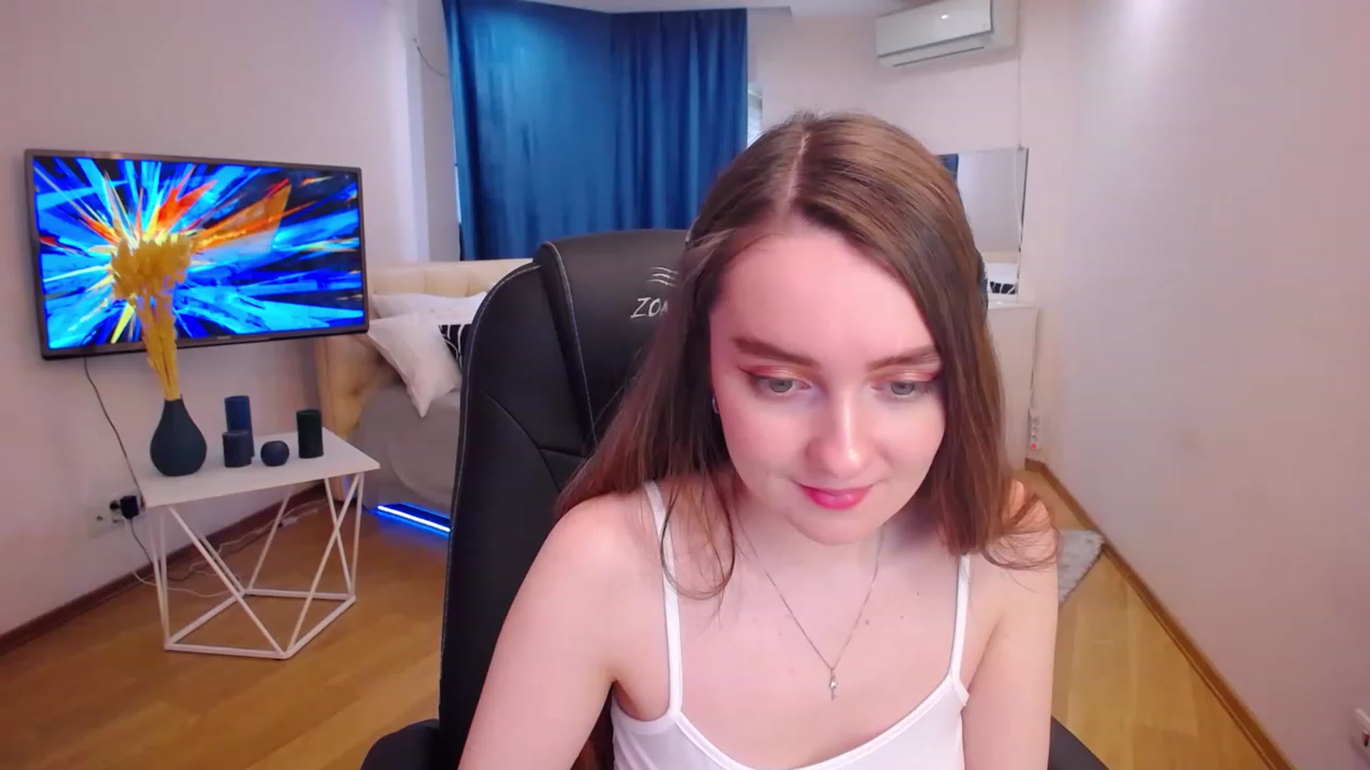 Gallery image thumbnail from Milim_Nava's myfreecams stream on, 05/27/2023, 10:45 image 5 of 20