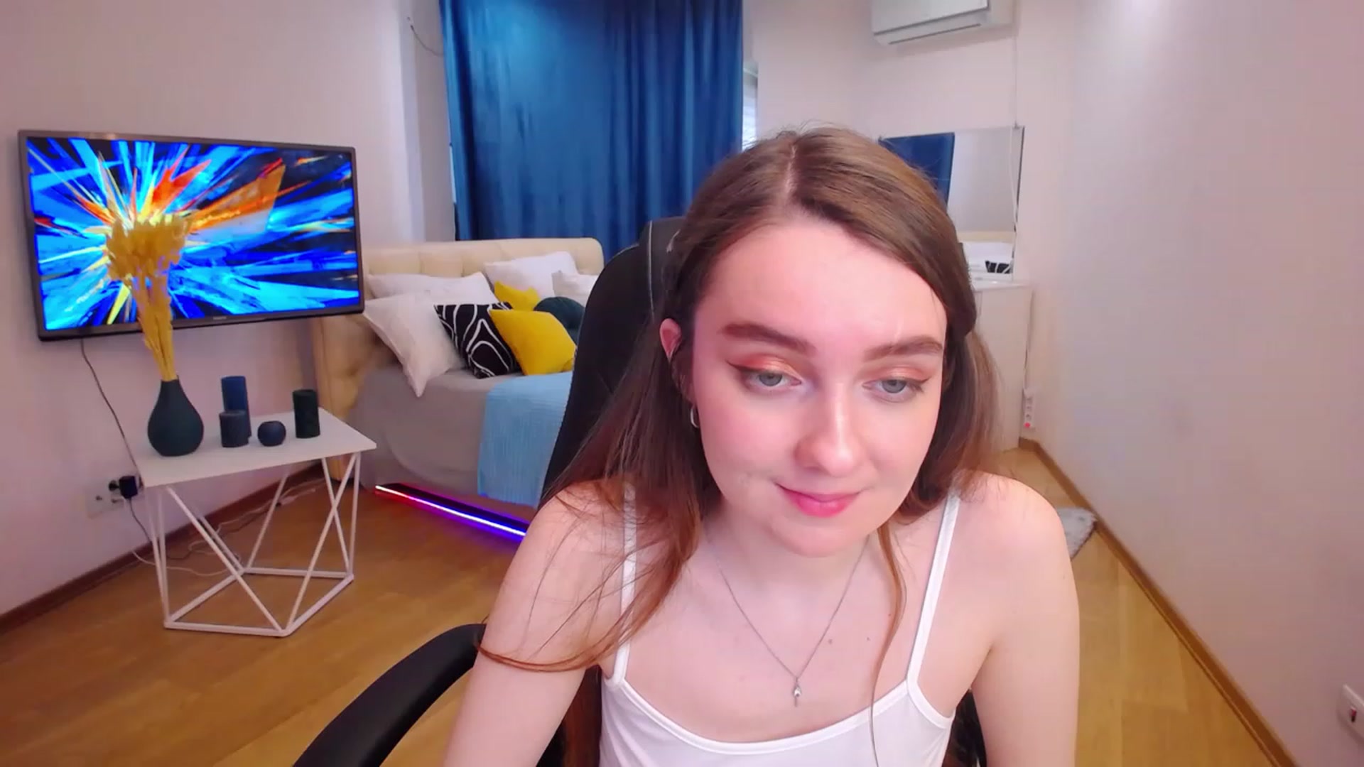 Gallery image thumbnail from Milim_Nava's myfreecams stream on, 05/27/2023, 12:26 image 19 of 20