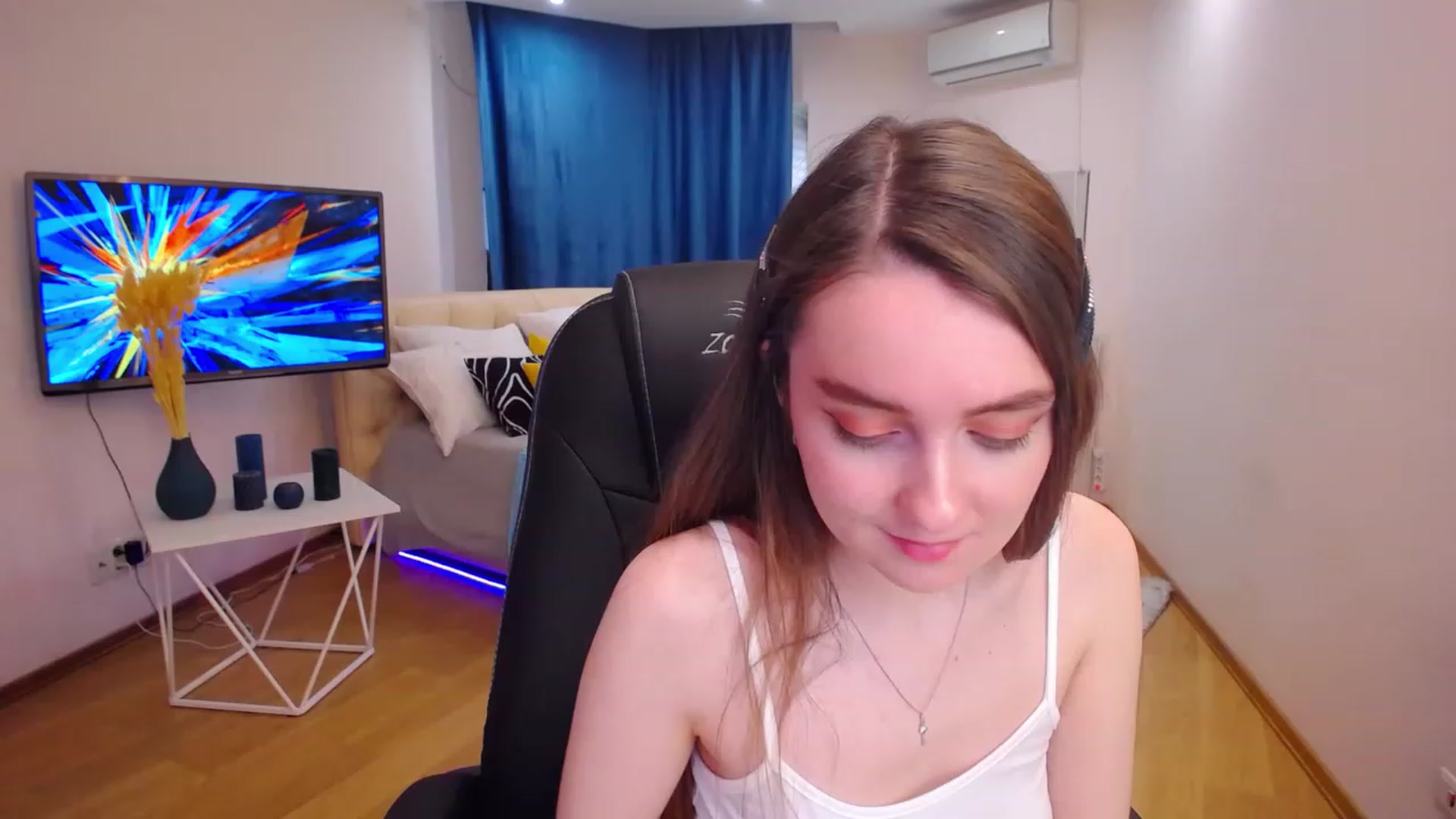 Gallery image thumbnail from Milim_Nava's myfreecams stream on, 05/27/2023, 12:26 image 9 of 20