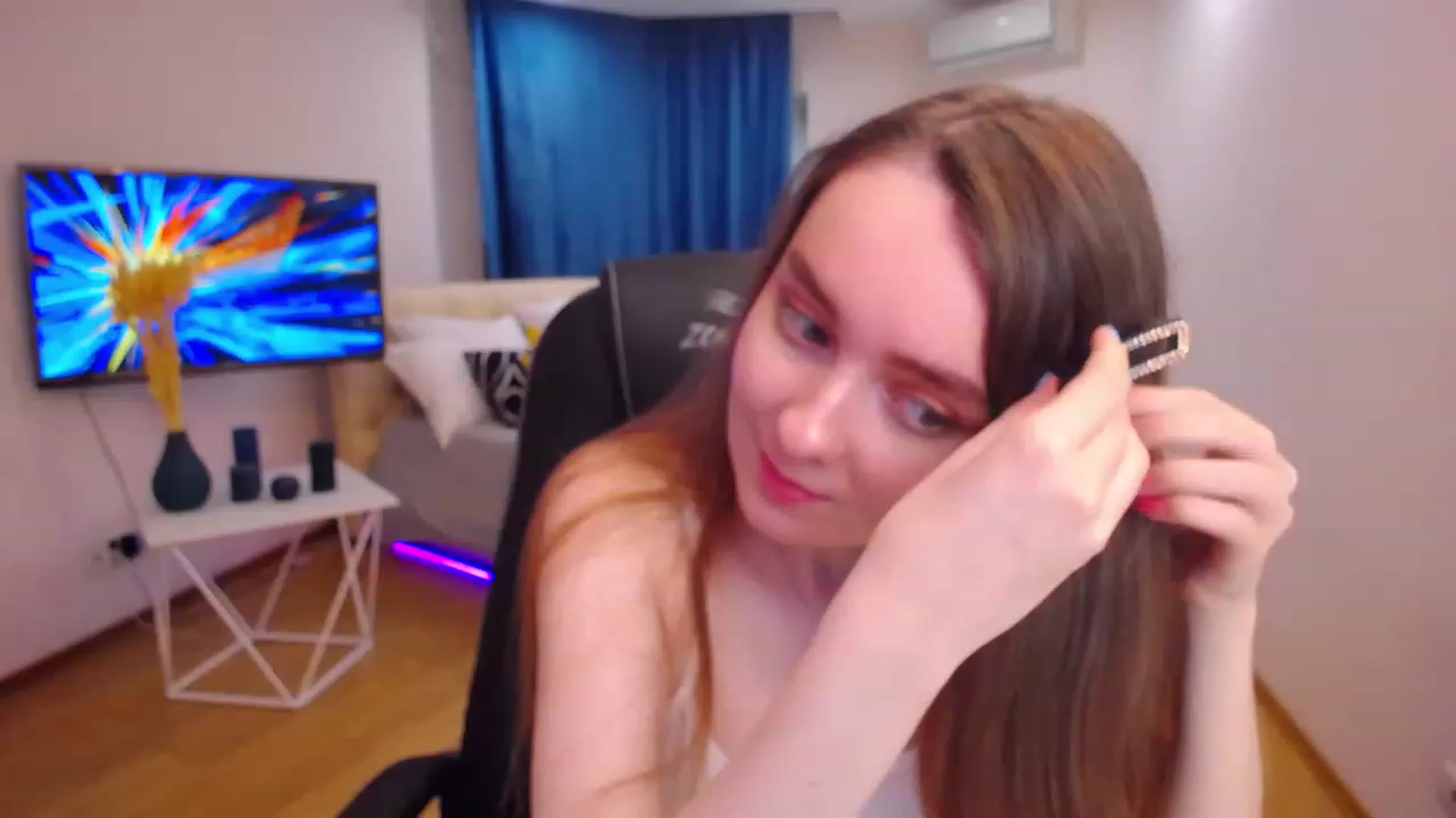 Gallery image thumbnail from Milim_Nava's myfreecams stream on, 05/27/2023, 12:26 image 2 of 20