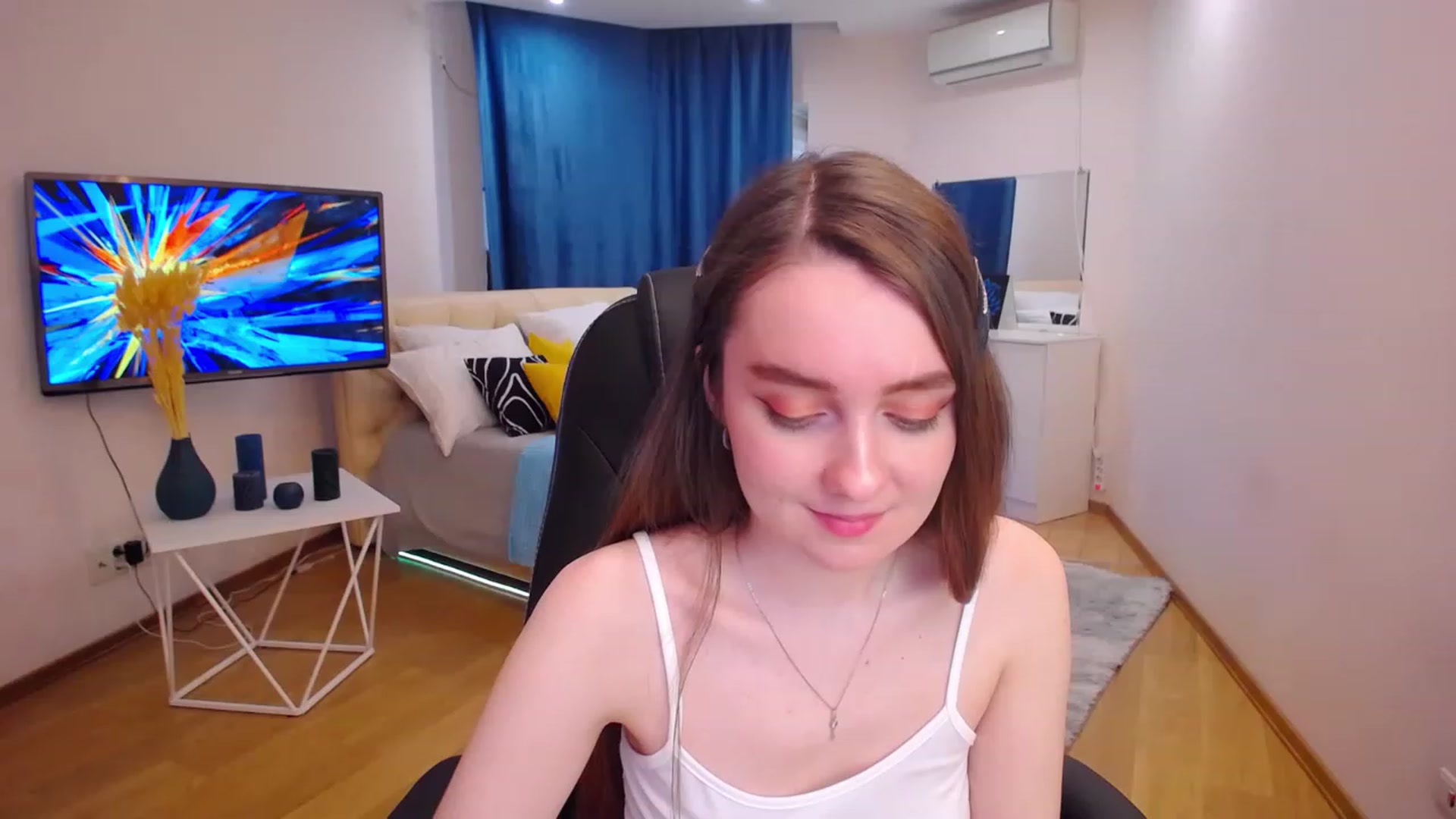 Gallery image thumbnail from Milim_Nava's myfreecams stream on, 05/27/2023, 12:26 image 10 of 20