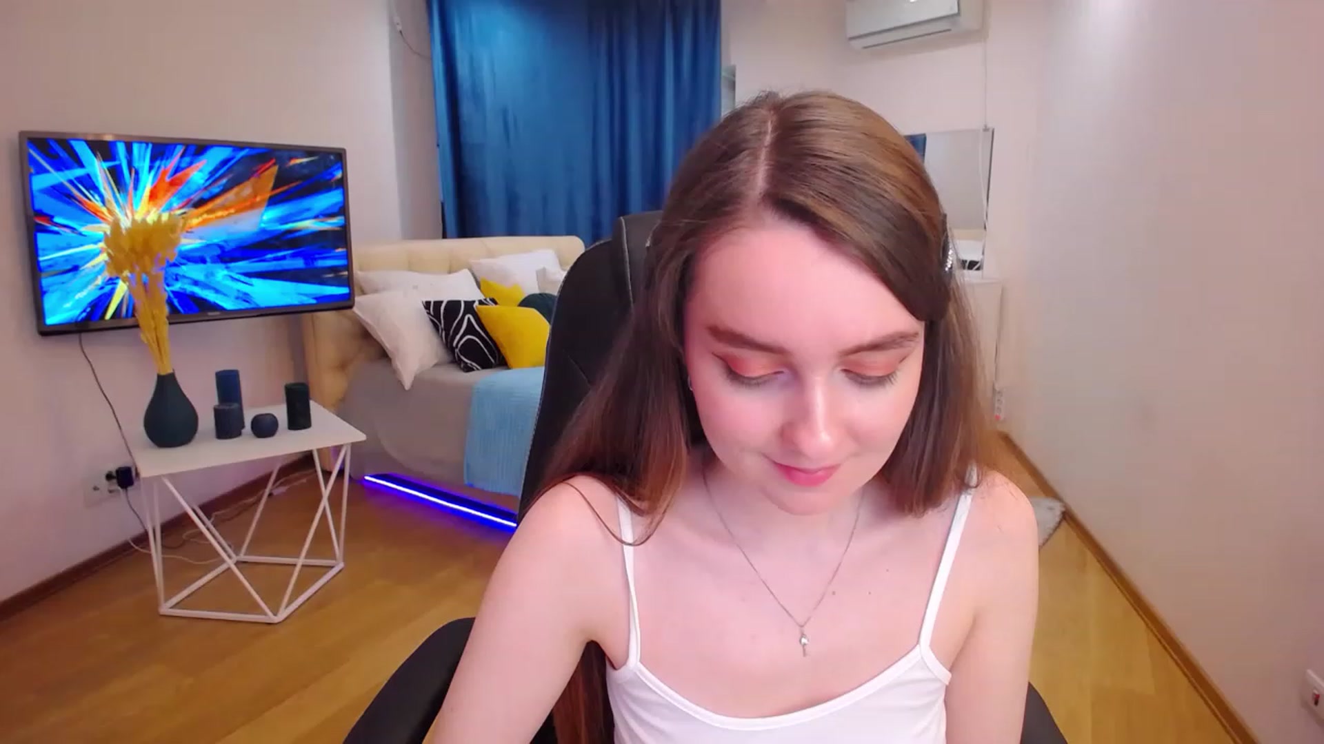 Gallery image thumbnail from Milim_Nava's myfreecams stream on, 05/27/2023, 13:24 image 18 of 20