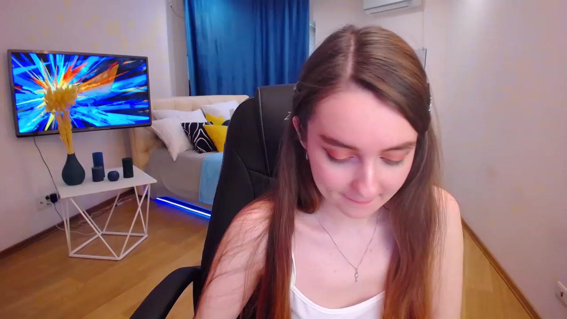 Gallery image thumbnail from Milim_Nava's myfreecams stream on, 05/27/2023, 13:24 image 8 of 20