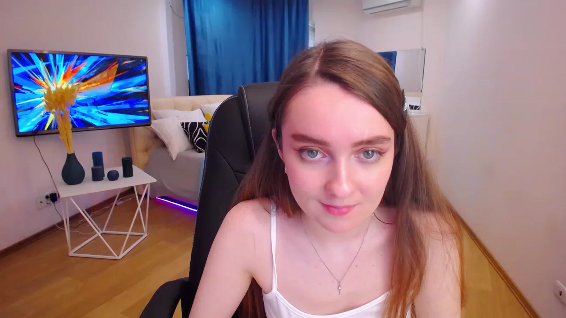 Gallery image thumbnail from Milim_Nava's myfreecams stream on, 05/27/2023, 13:24 image 3 of 20