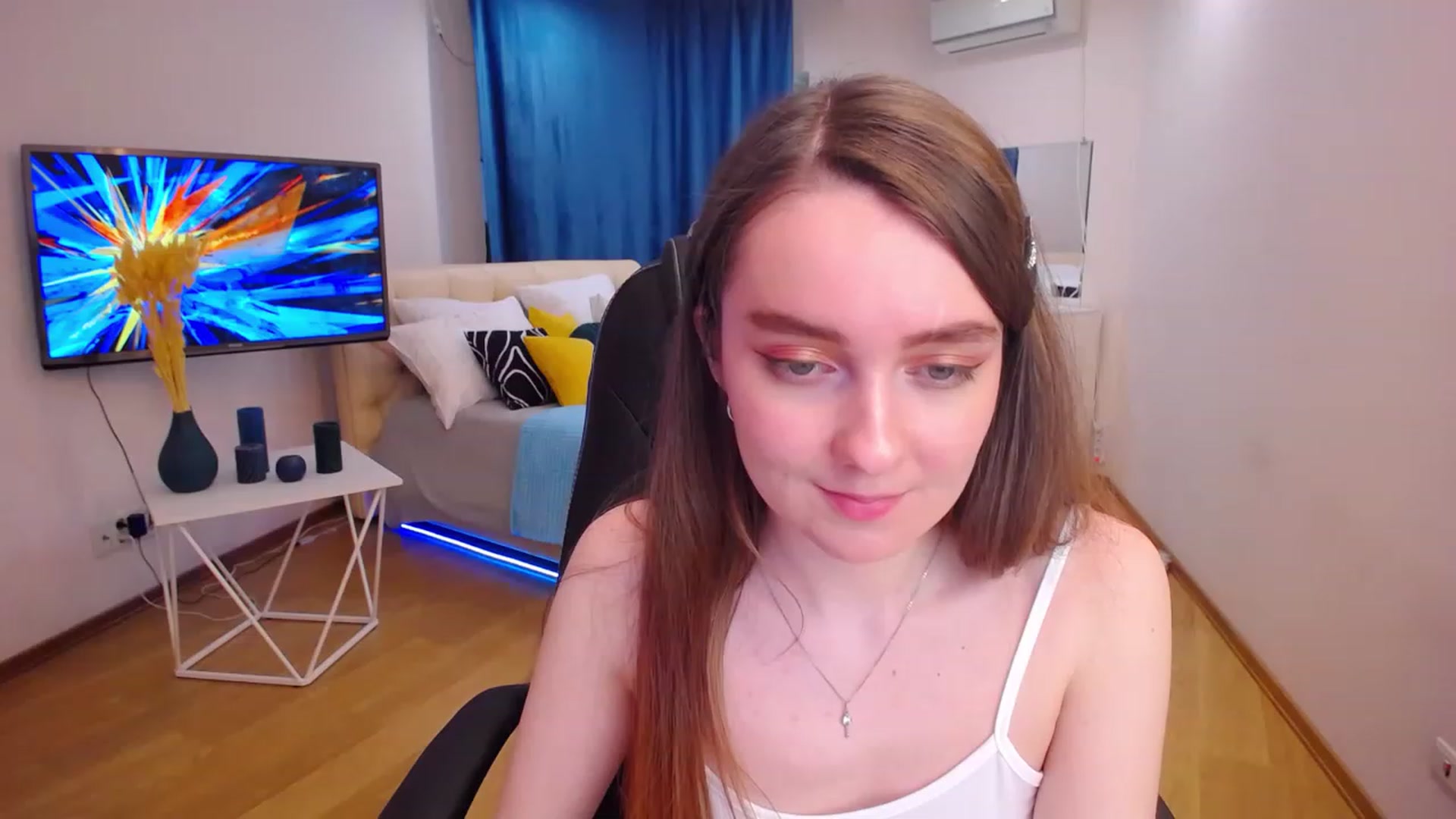 Gallery image thumbnail from Milim_Nava's myfreecams stream on, 05/27/2023, 13:24 image 16 of 20
