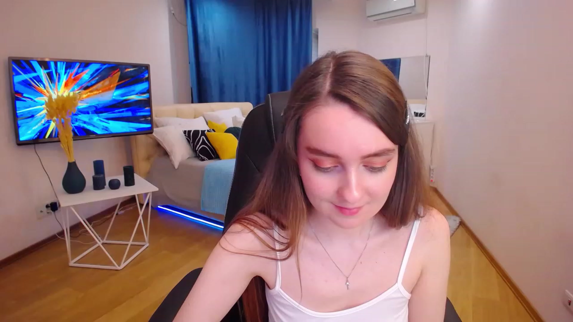 Gallery image thumbnail from Milim_Nava's myfreecams stream on, 05/27/2023, 13:24 image 19 of 20