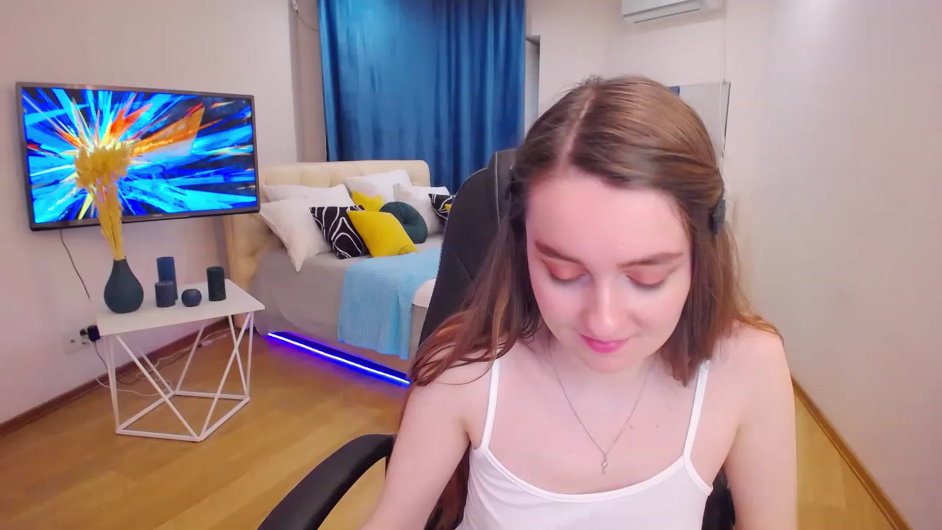 Gallery image thumbnail from Milim_Nava's myfreecams stream on, 05/27/2023, 15:55 image 18 of 20
