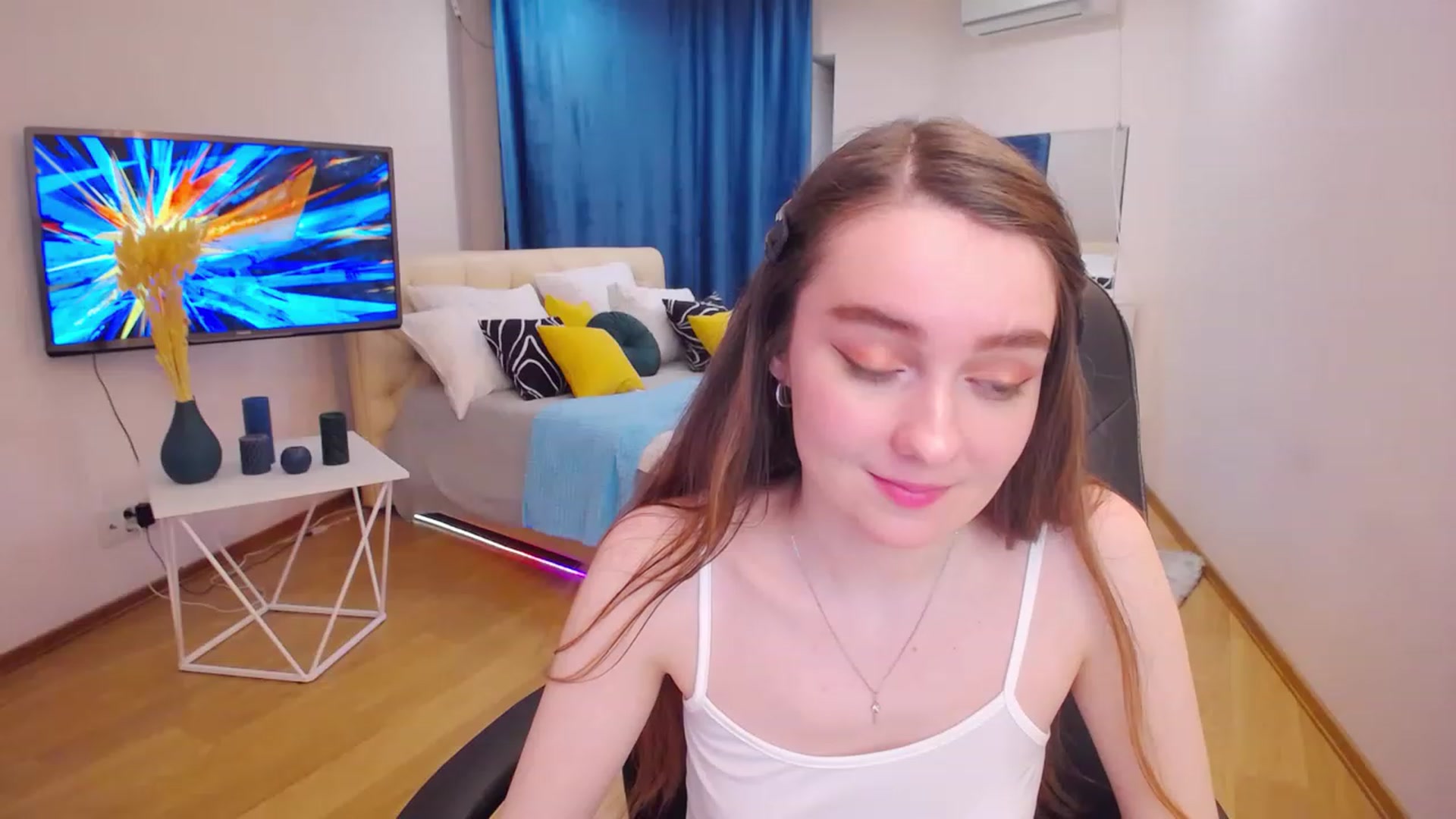 Gallery image thumbnail from Milim_Nava's myfreecams stream on, 05/27/2023, 15:55 image 12 of 20