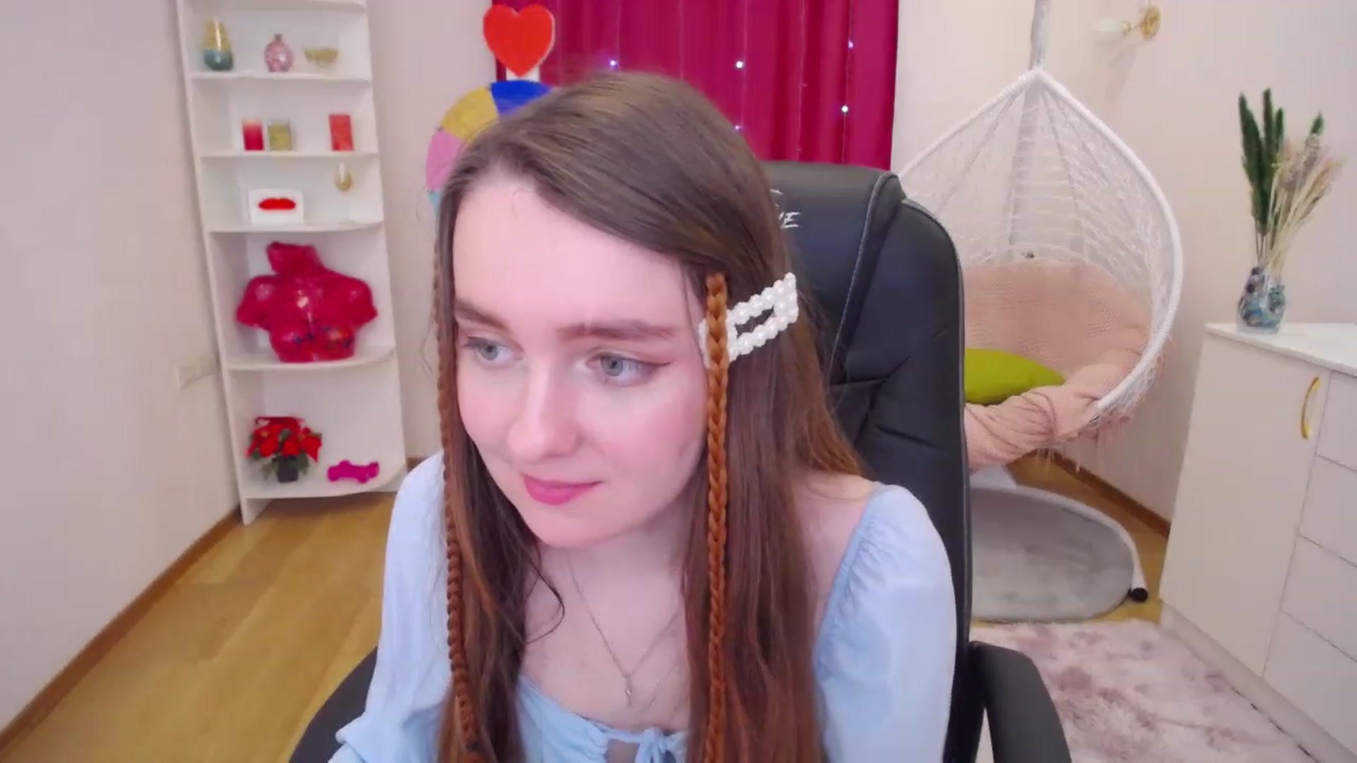 Gallery image thumbnail from Milim_Nava's myfreecams stream on, 05/29/2023, 11:58 image 16 of 20
