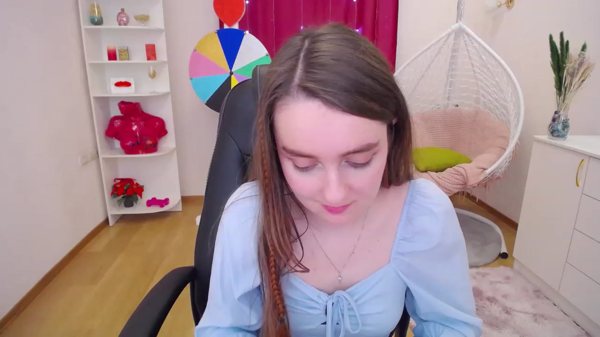Gallery image thumbnail from Milim_Nava's myfreecams stream on, 05/29/2023, 14:47 image 8 of 20
