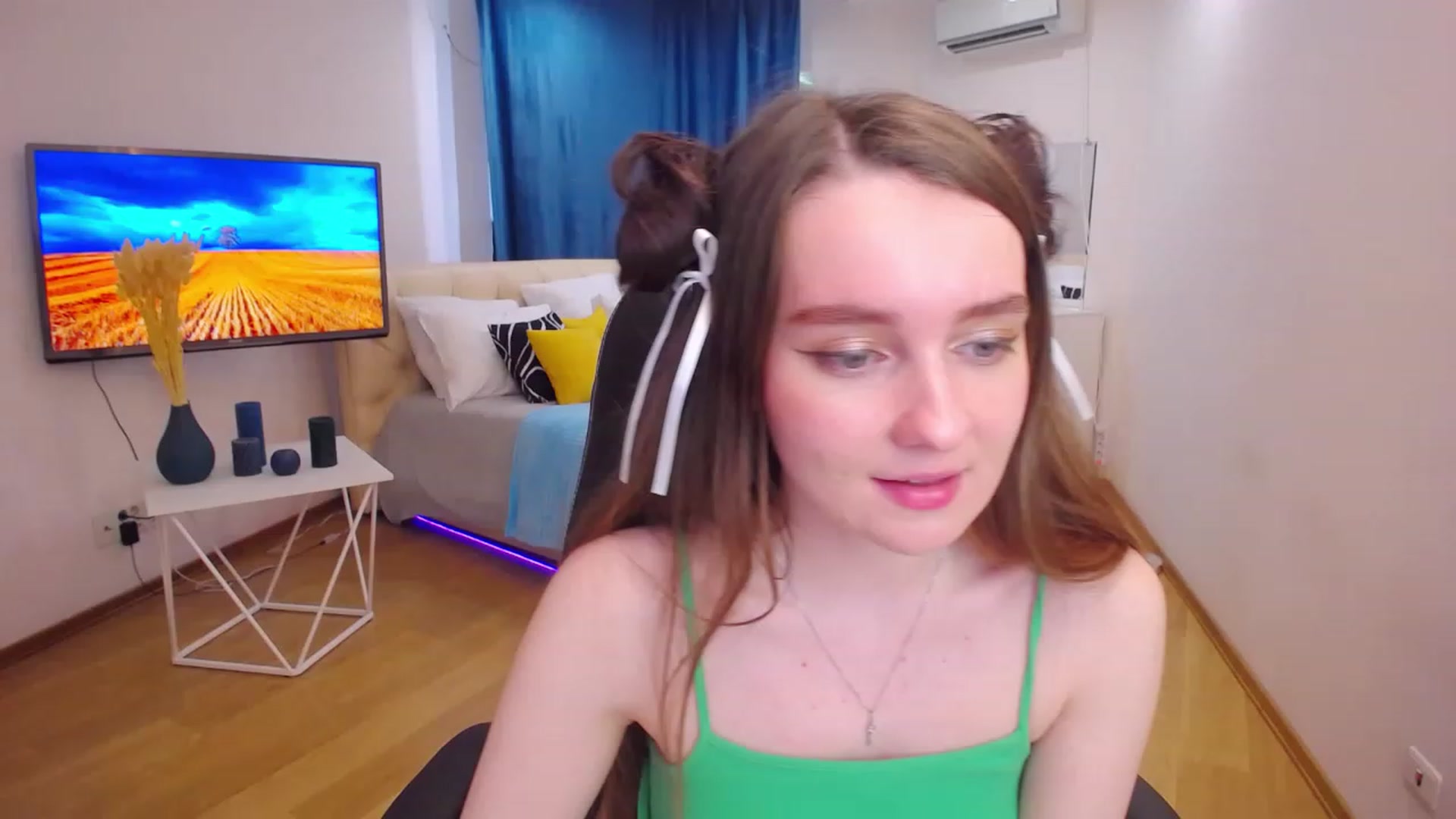 Gallery image thumbnail from Milim_Nava's myfreecams stream on, 05/31/2023, 09:51 image 17 of 20