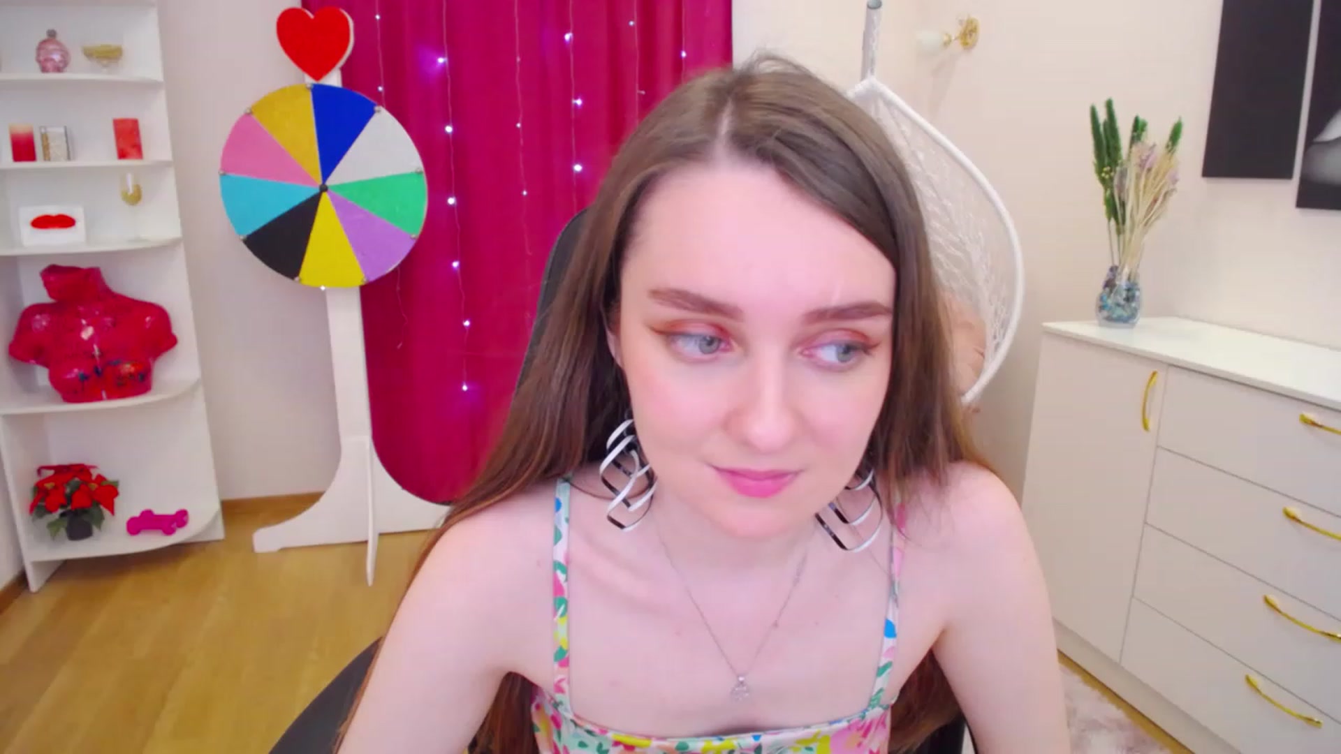 Gallery image thumbnail from Milim_Nava's myfreecams stream on, 06/02/2023, 10:07 image 4 of 20