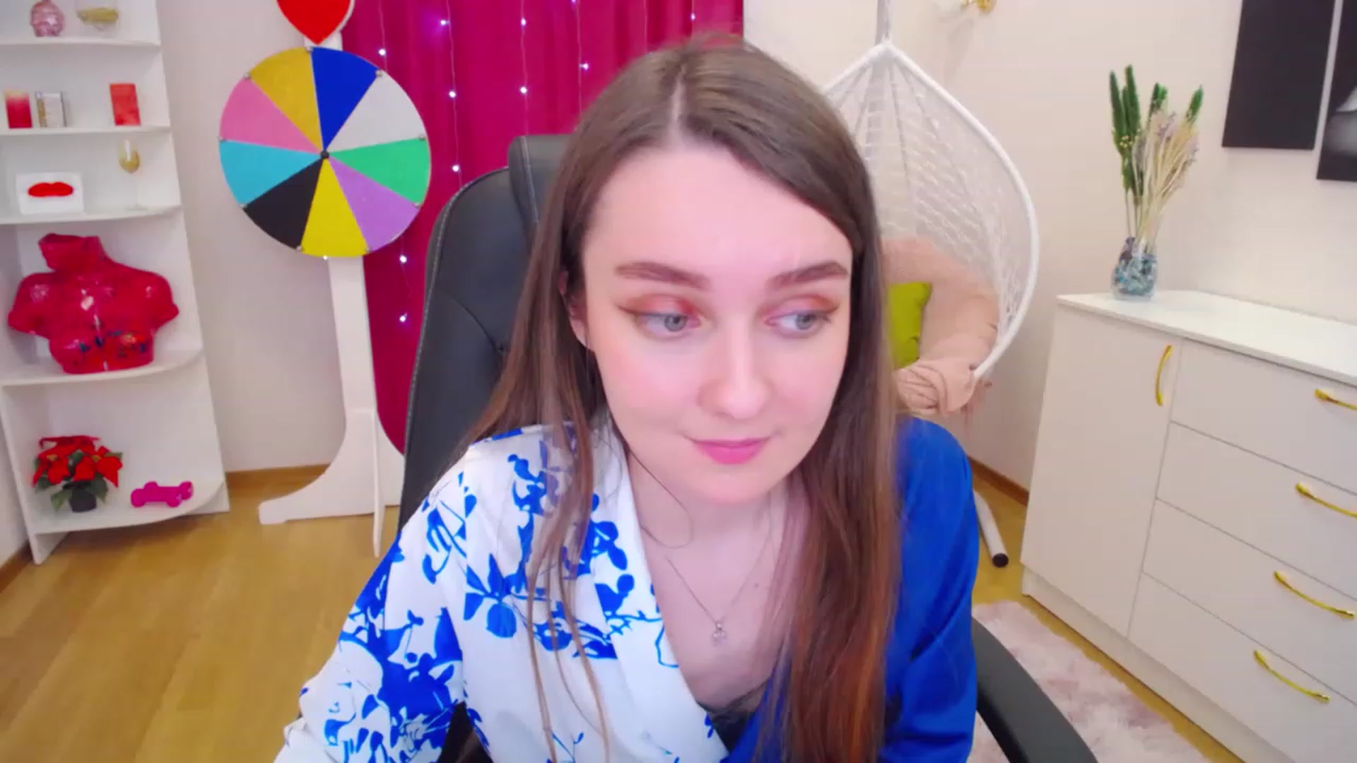 Gallery image thumbnail from Milim_Nava's myfreecams stream on, 06/02/2023, 10:07 image 13 of 20