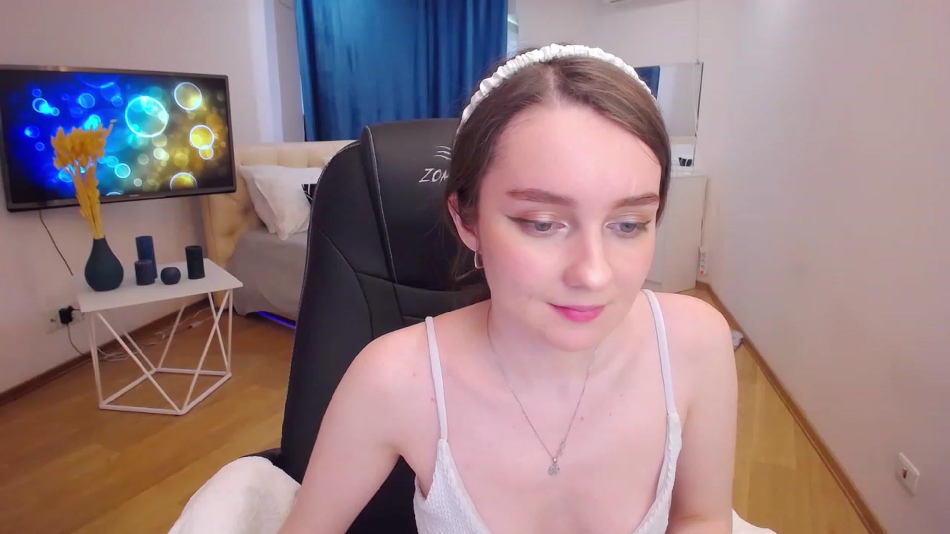 Gallery image thumbnail from Milim_Nava's myfreecams stream on, 06/03/2023, 08:03 image 20 of 20