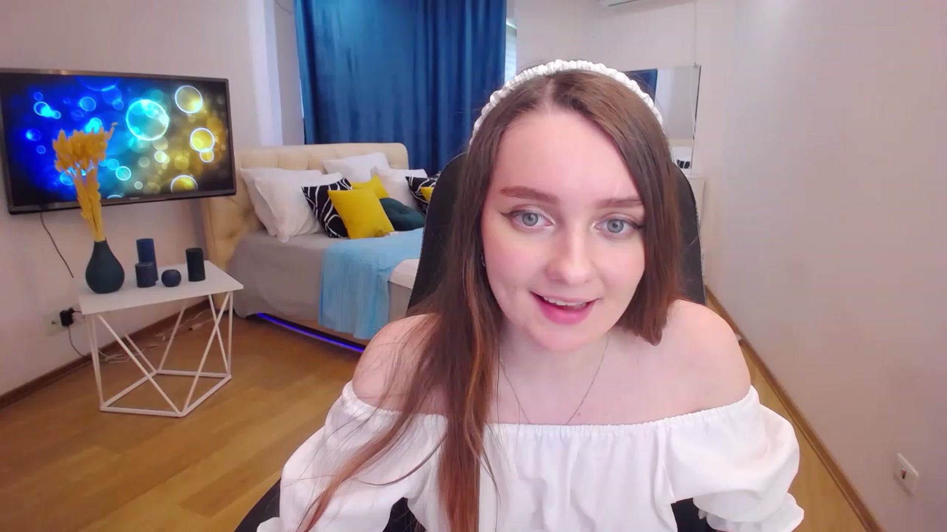 Gallery image thumbnail from Milim_Nava's myfreecams stream on, 06/03/2023, 09:19 image 8 of 20
