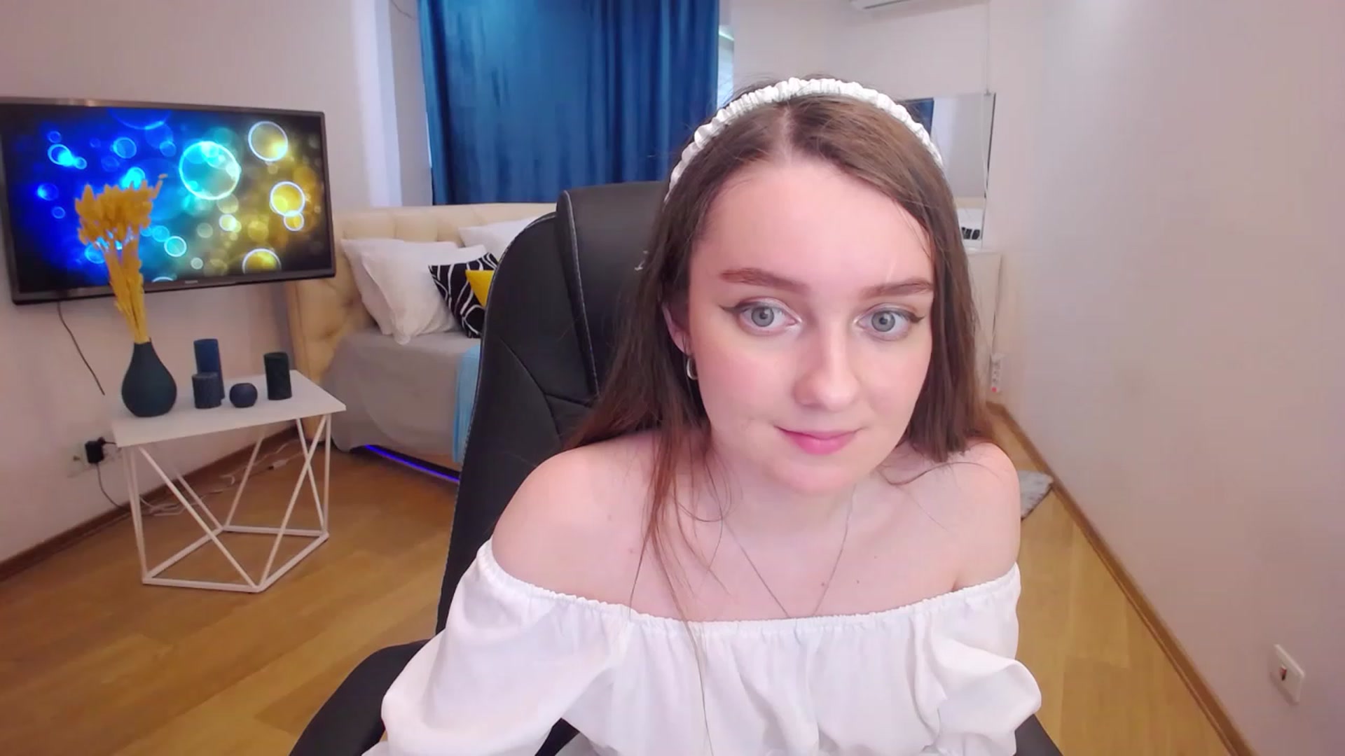 Gallery image thumbnail from Milim_Nava's myfreecams stream on, 06/03/2023, 09:19 image 19 of 20
