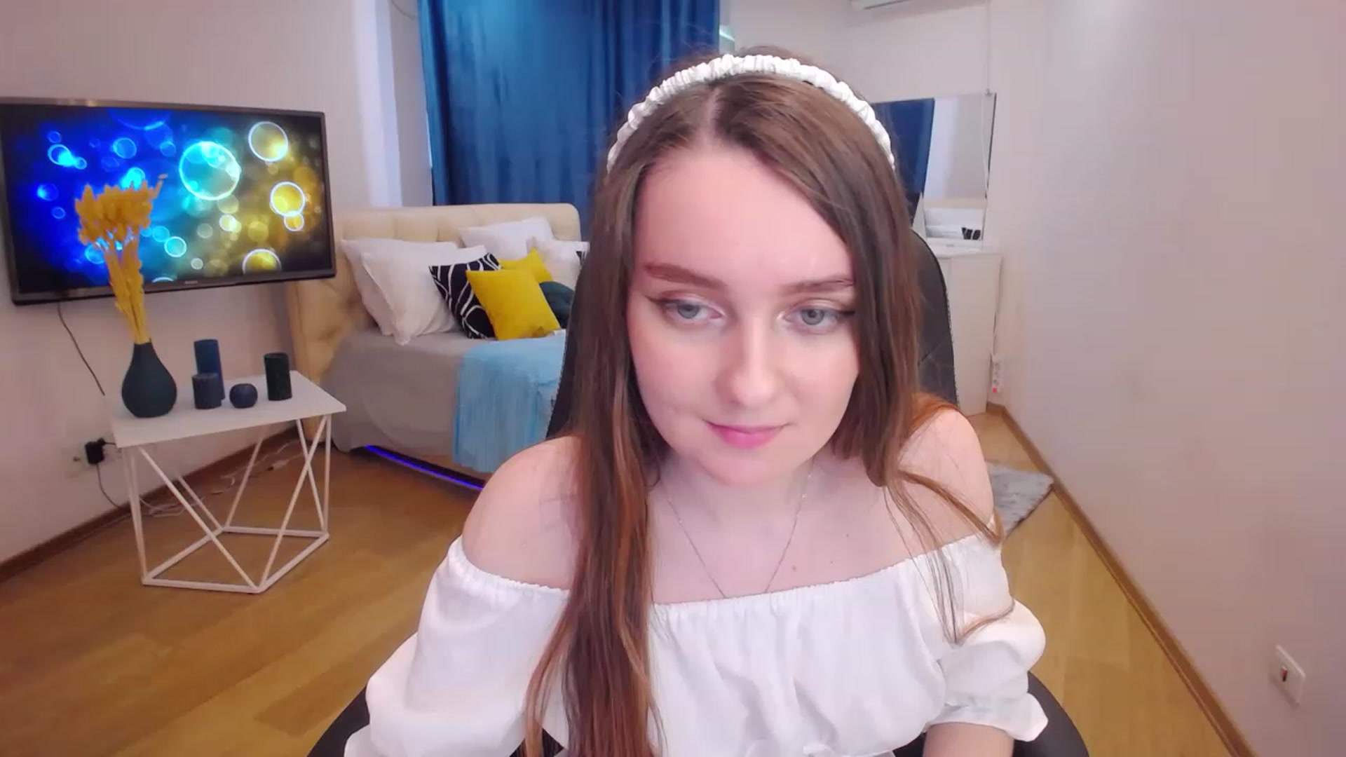 Gallery image thumbnail from Milim_Nava's myfreecams stream on, 06/03/2023, 09:19 image 12 of 20