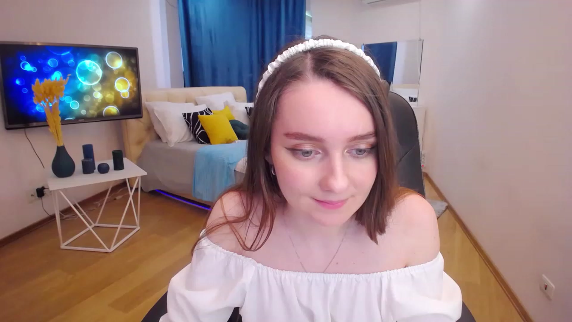 Gallery image thumbnail from Milim_Nava's myfreecams stream on, 06/03/2023, 09:19 image 9 of 20