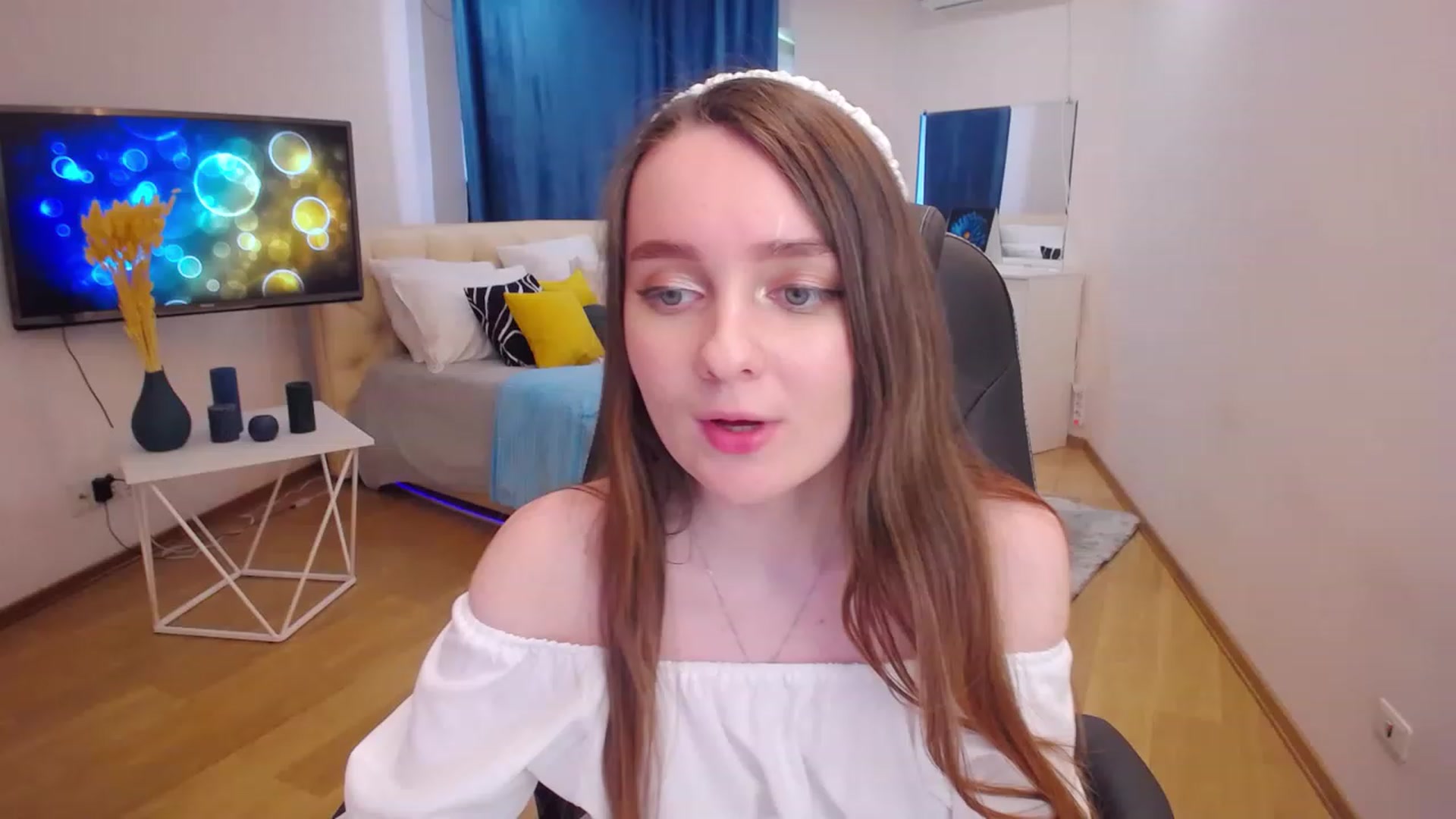 Gallery image thumbnail from Milim_Nava's myfreecams stream on, 06/03/2023, 09:19 image 14 of 20