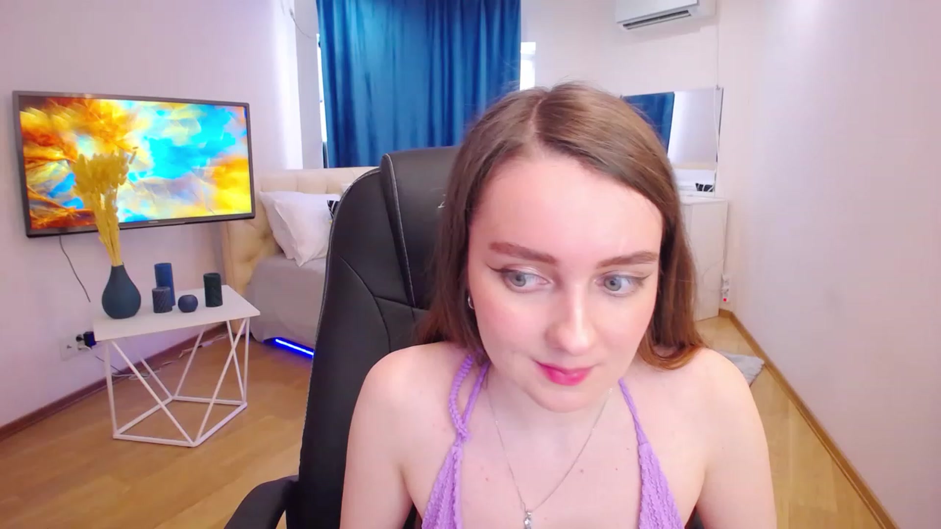 Gallery image thumbnail from Milim_Nava's myfreecams stream on, 06/12/2023, 12:46 image 2 of 20