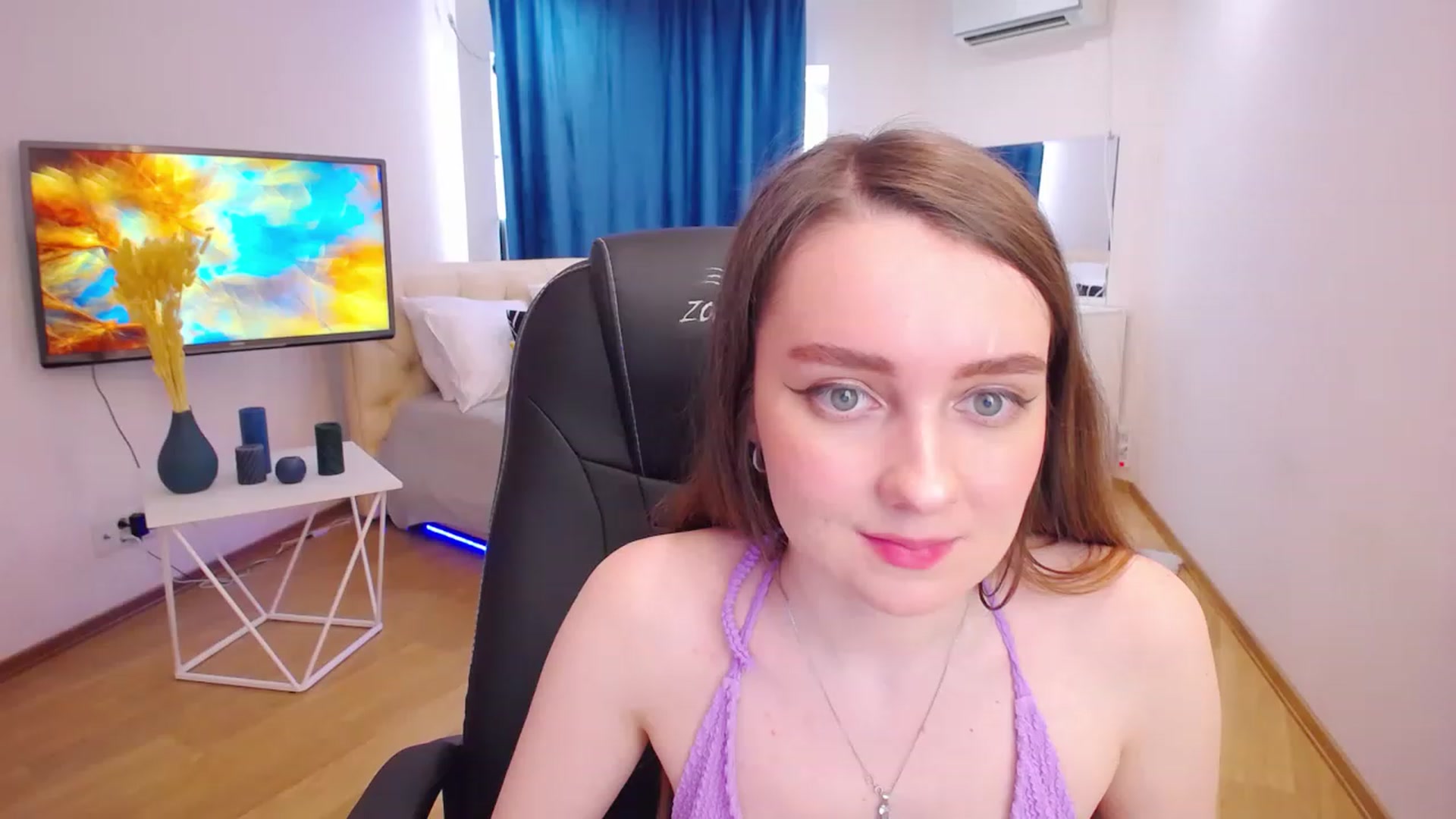 Gallery image thumbnail from Milim_Nava's myfreecams stream on, 06/12/2023, 12:46 image 7 of 20