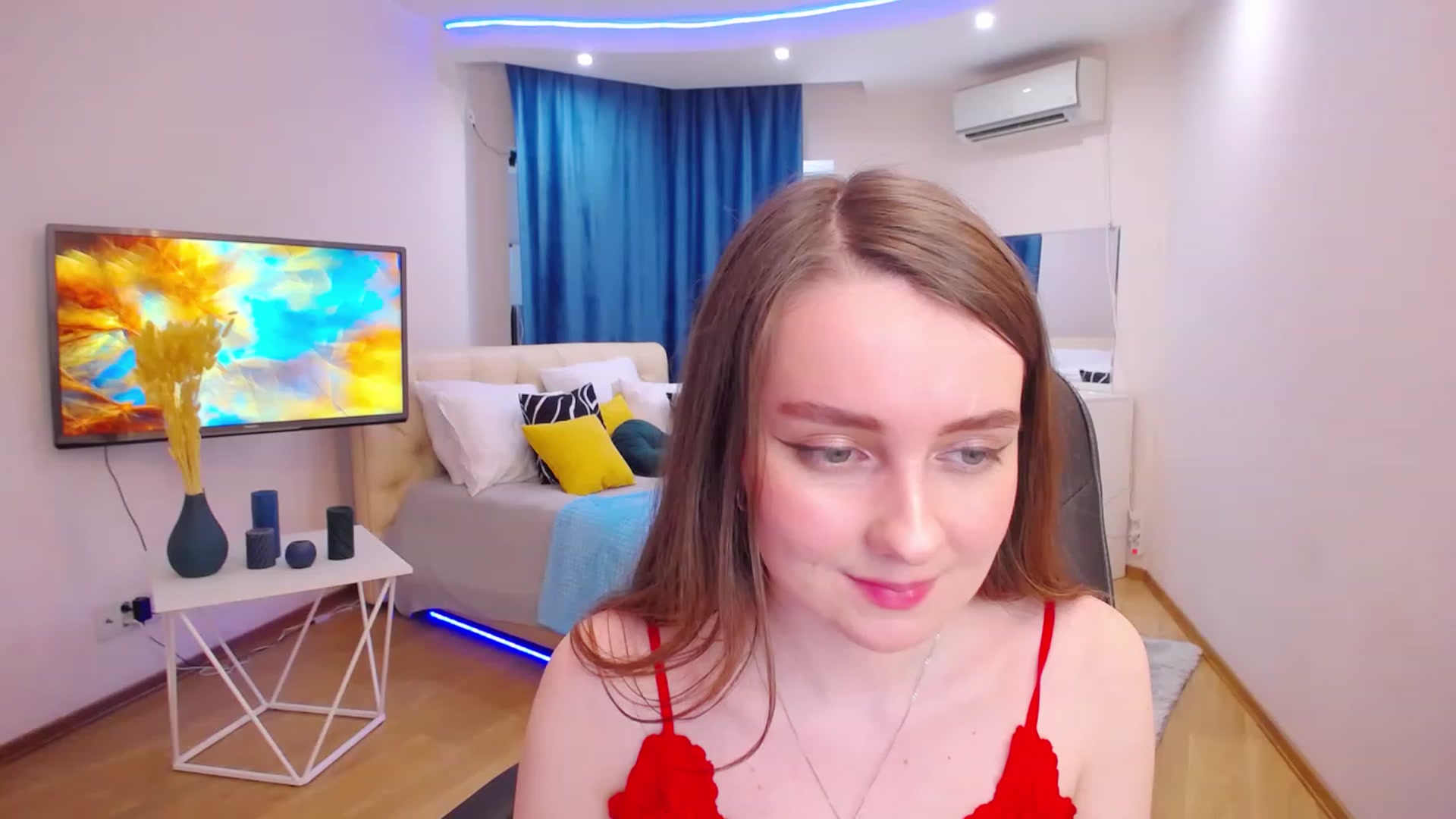 Gallery image thumbnail from Milim_Nava's myfreecams stream on, 06/12/2023, 14:19 image 3 of 20