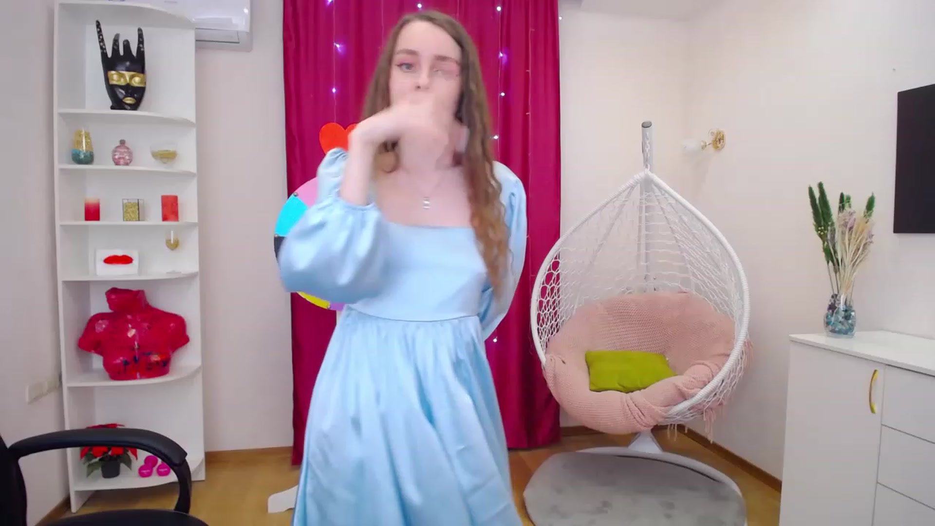 Gallery image thumbnail from Milim_Nava's myfreecams stream on, 06/13/2023, 08:07 image 17 of 20